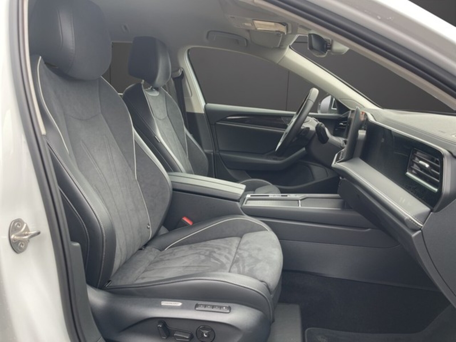 Volkswagen Passat – Bild 14
