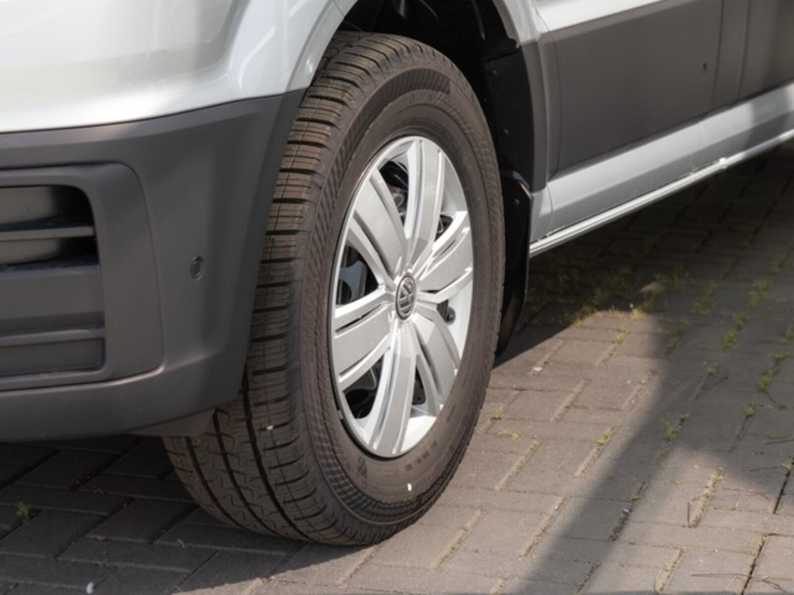 Volkswagen Grand California 600 – Bild 6