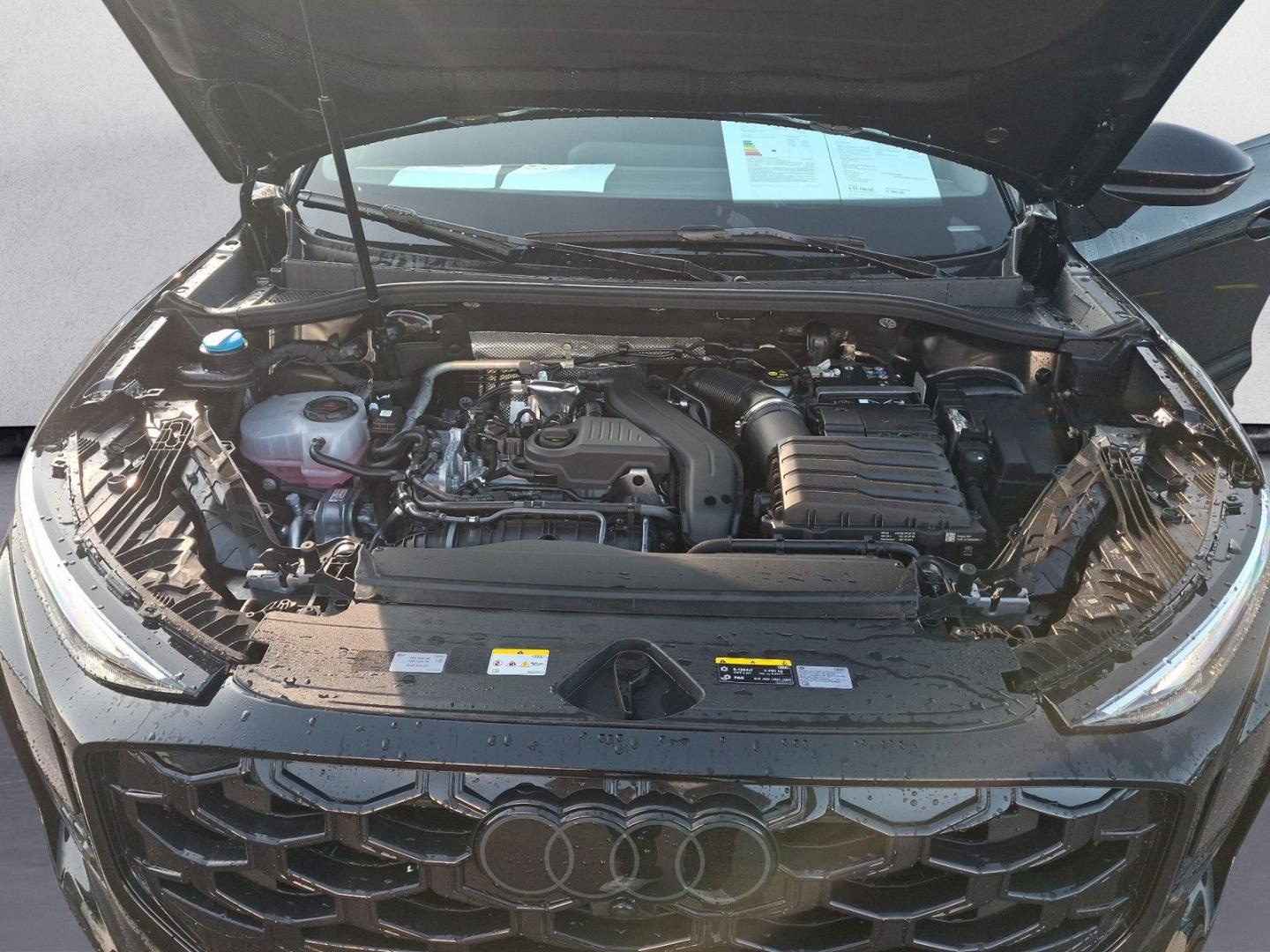 Bild über Audi Q3 Sportback TFSI 110 kW S tronic - für weitere Informationen kontaktieren Sie den Audi Partner