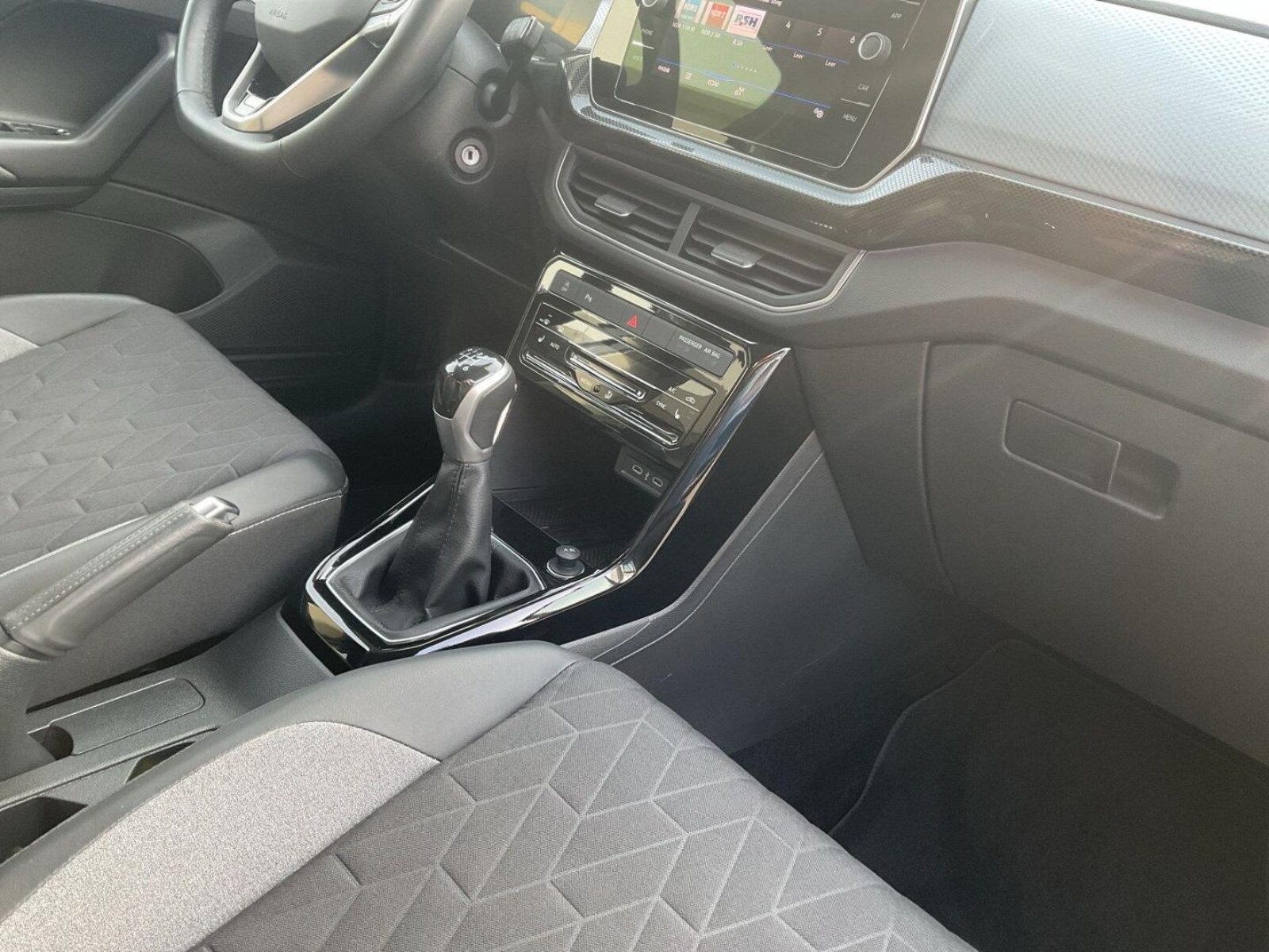 Volkswagen T-Cross – Bild 15