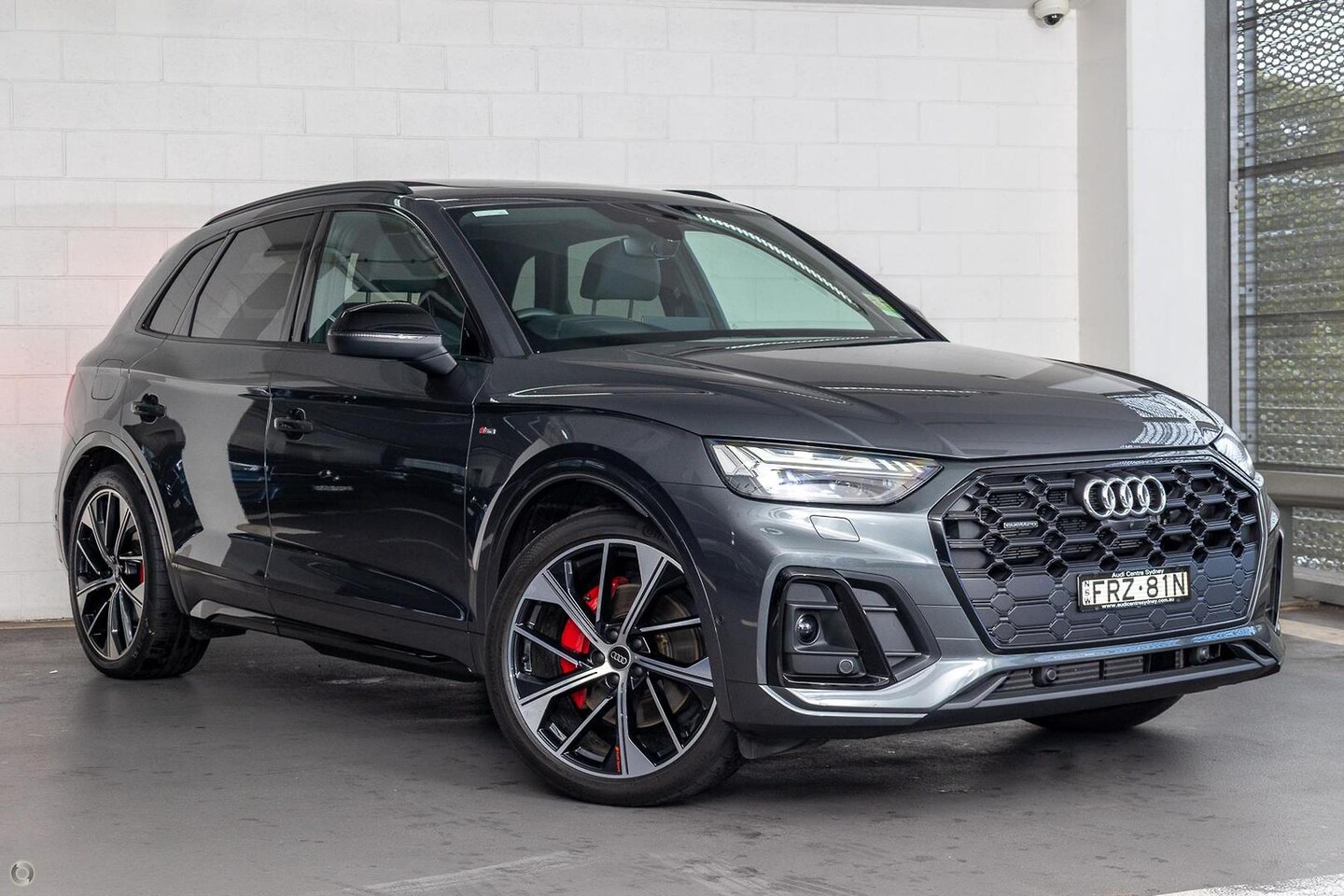 Image about Audi Q5 TFSI e S line 55 TFSI e quattro S tronic