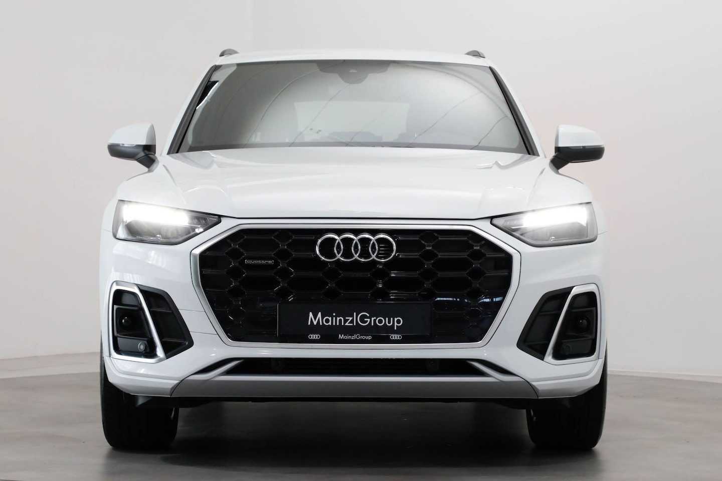 Bild über Audi Q5 40 TFSI quattro S tronic - für weitere Informationen kontaktieren Sie den Audi Partner