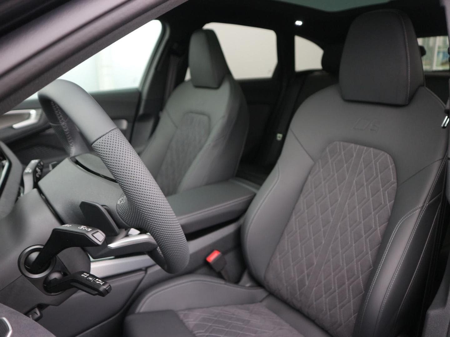 Bild über Audi A5 Avant e-hybrid e-hybrid quattro 270 kW S tronic - für weitere Informationen kontaktieren Sie den Audi Partner