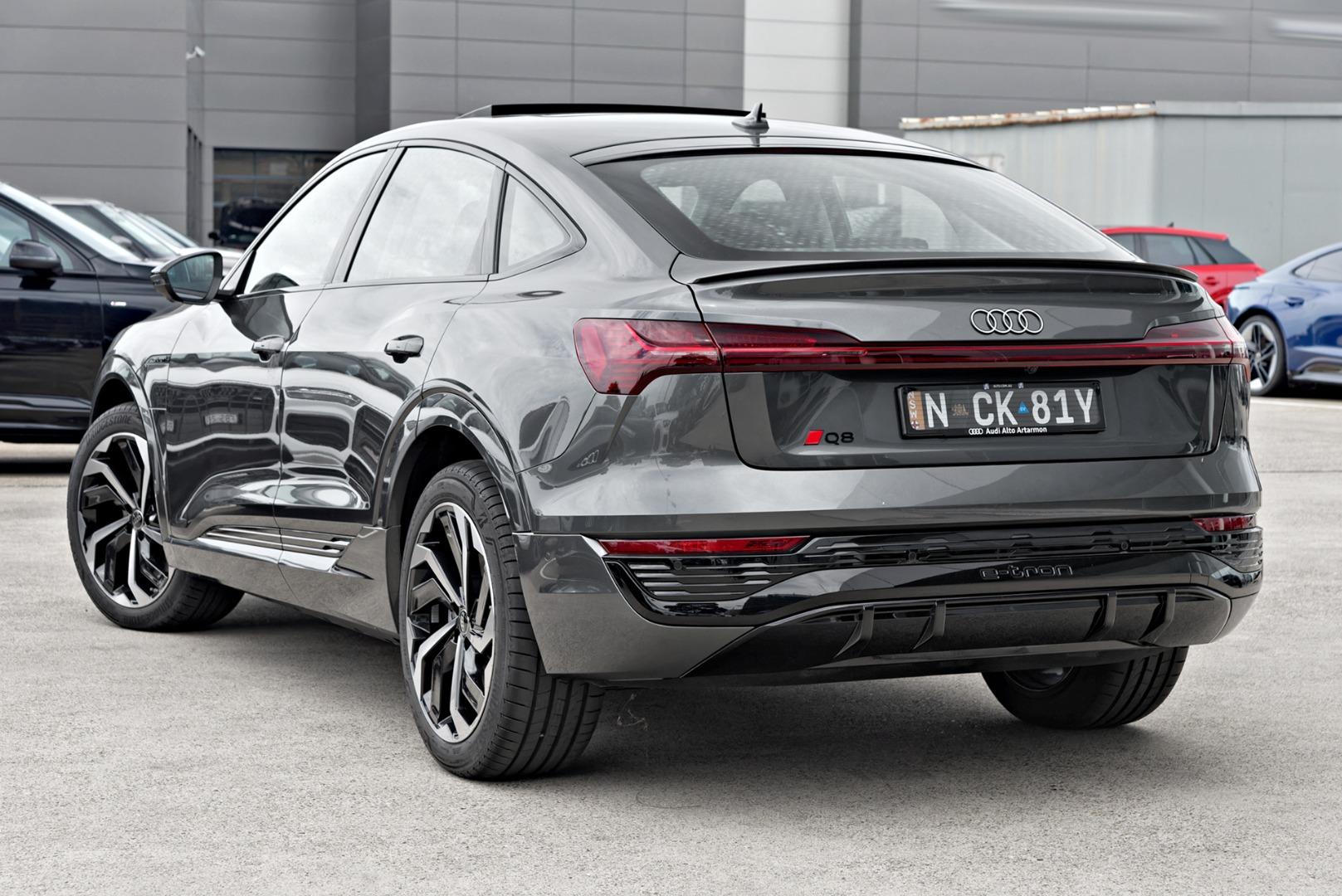 Image about Audi Q8 Sportback e-tron 55 e-tron quattro S line 300,00 kW