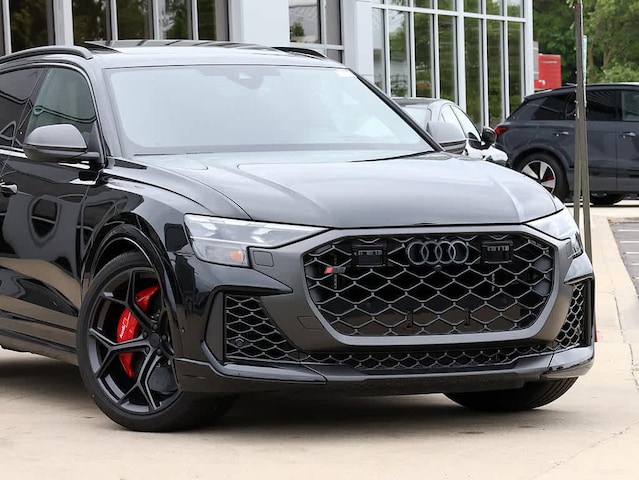 2026 Audi RS Q8 SUV performance