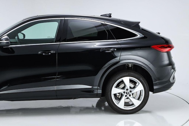 2025 Audi Q5 Sportback Premium Plus - Photo 8
