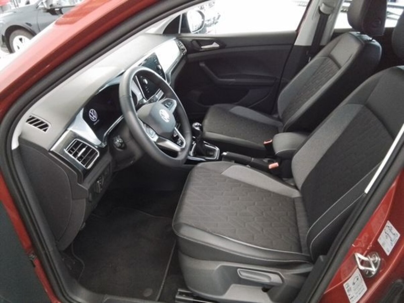 Volkswagen T-Cross – Bild 9
