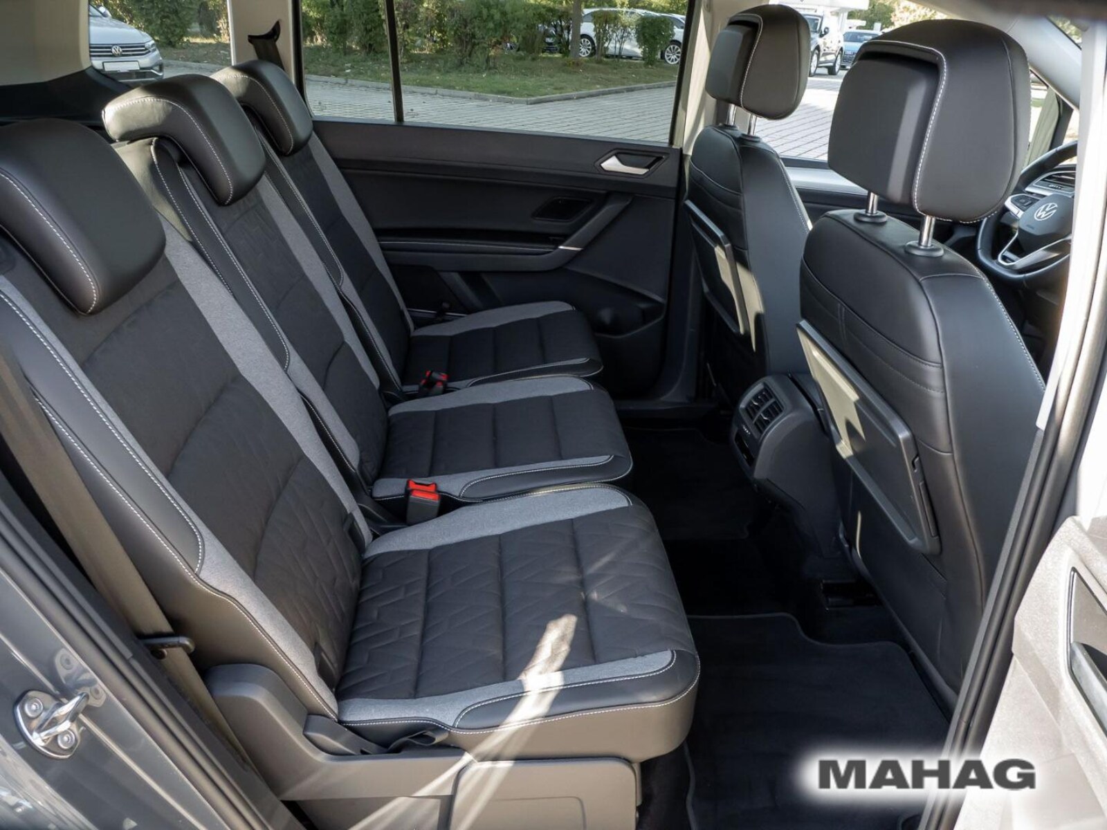 Volkswagen Touran – Bild 15