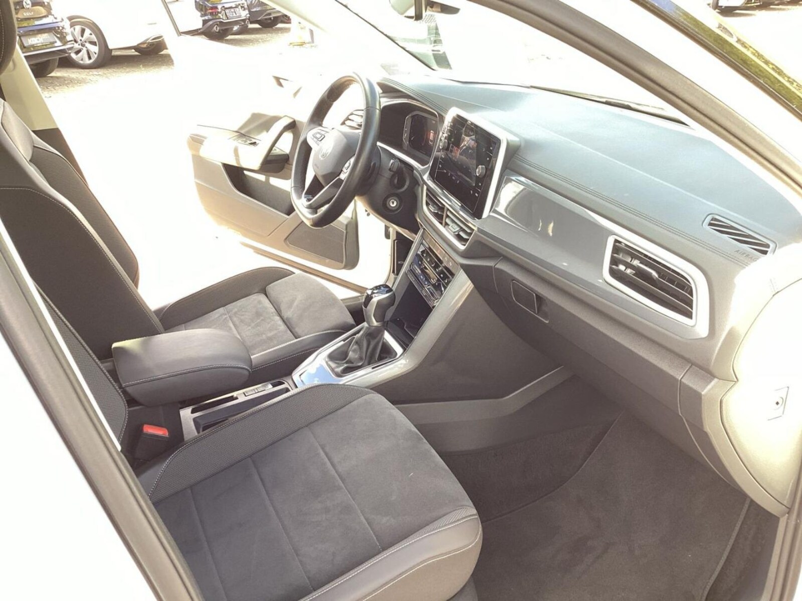 Volkswagen T-Roc – Bild 16