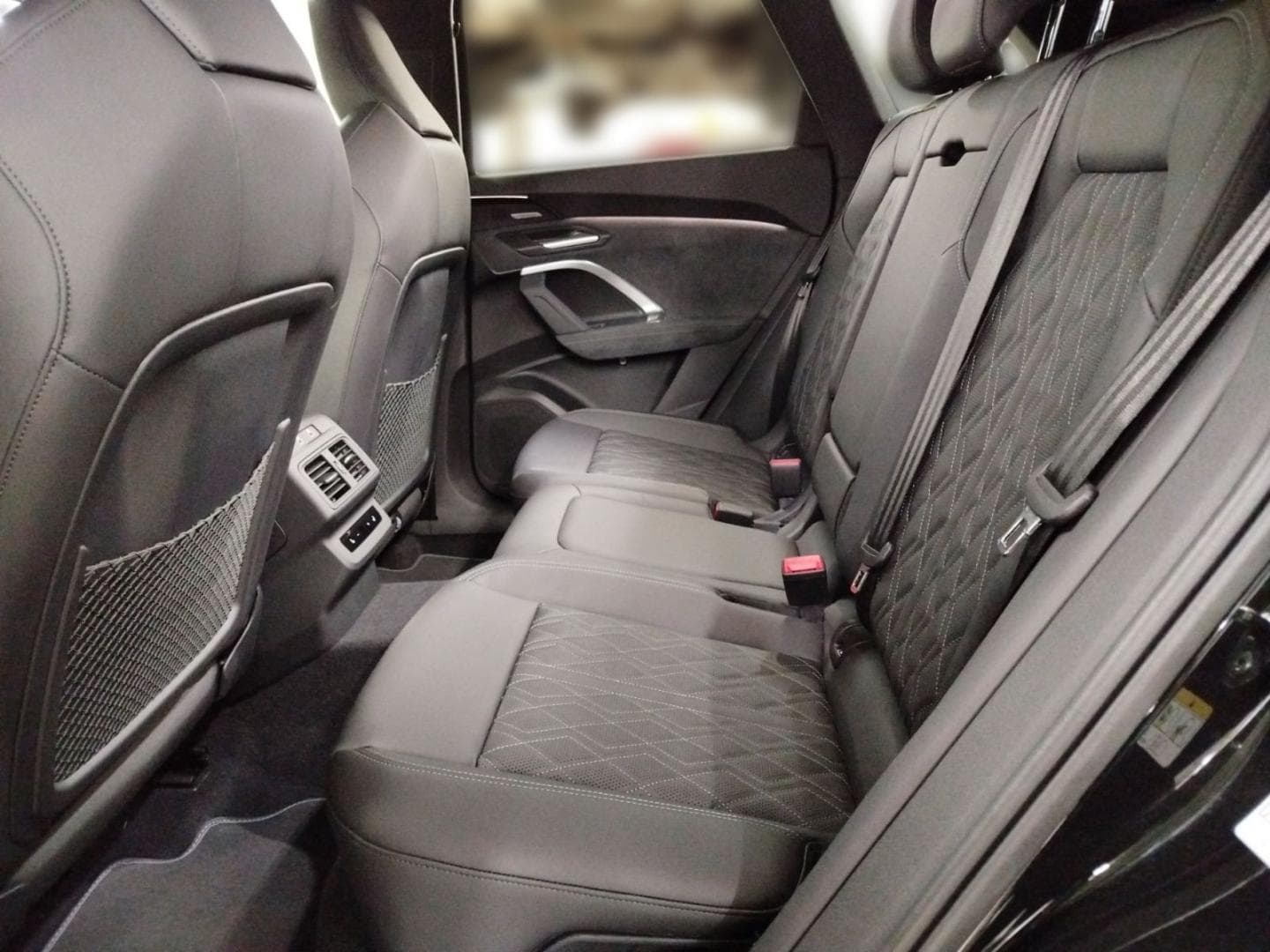 Bild über Audi Q5 SUV TFSI quattro 150 kW S tronic - für weitere Informationen kontaktieren Sie den Audi Partner