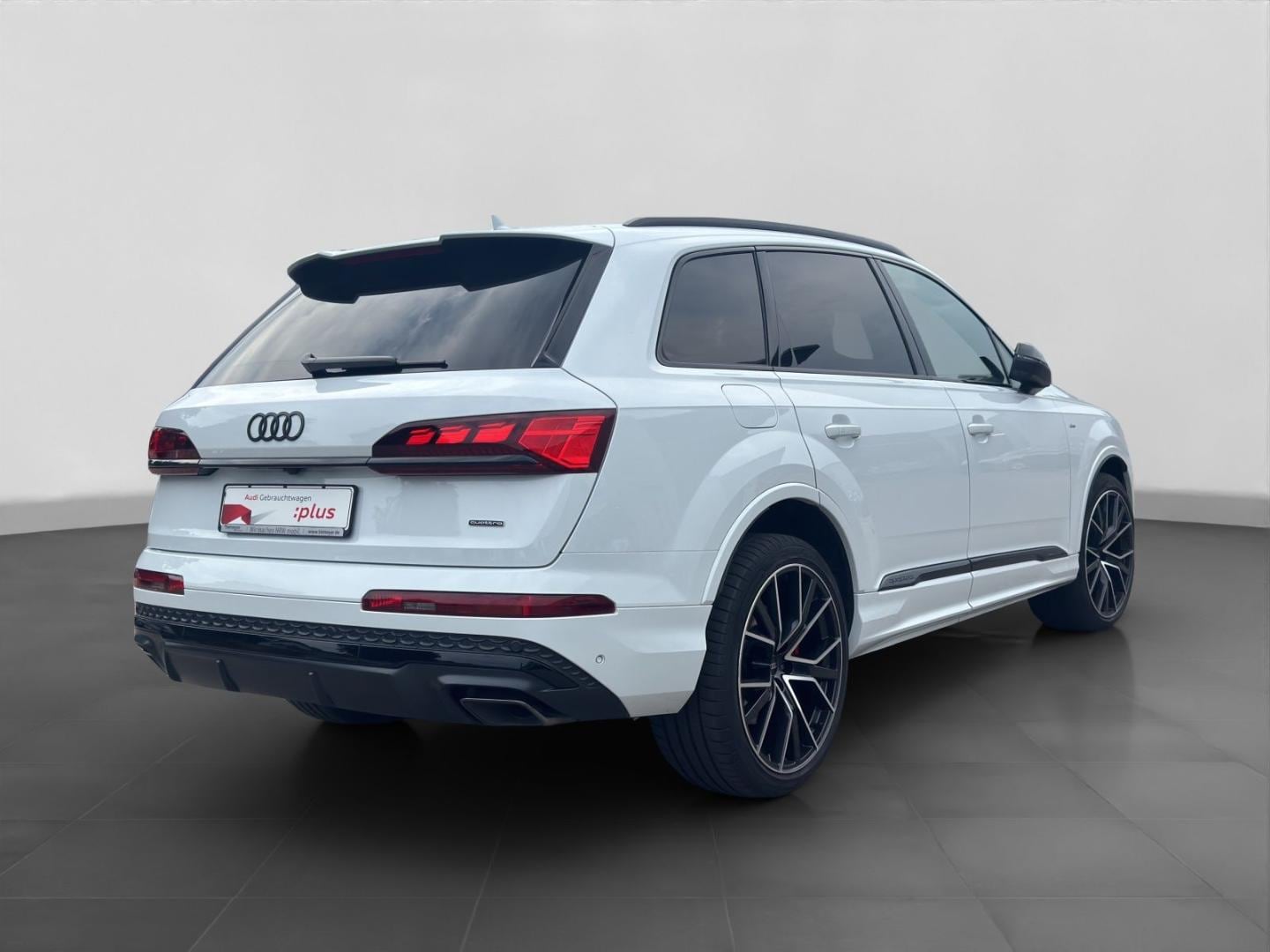 Bild über Audi Q7 SUV TFSI e S line business TFSI e quattro 360 kW tiptronic - für weitere Informationen kontaktieren Sie den Audi Partner