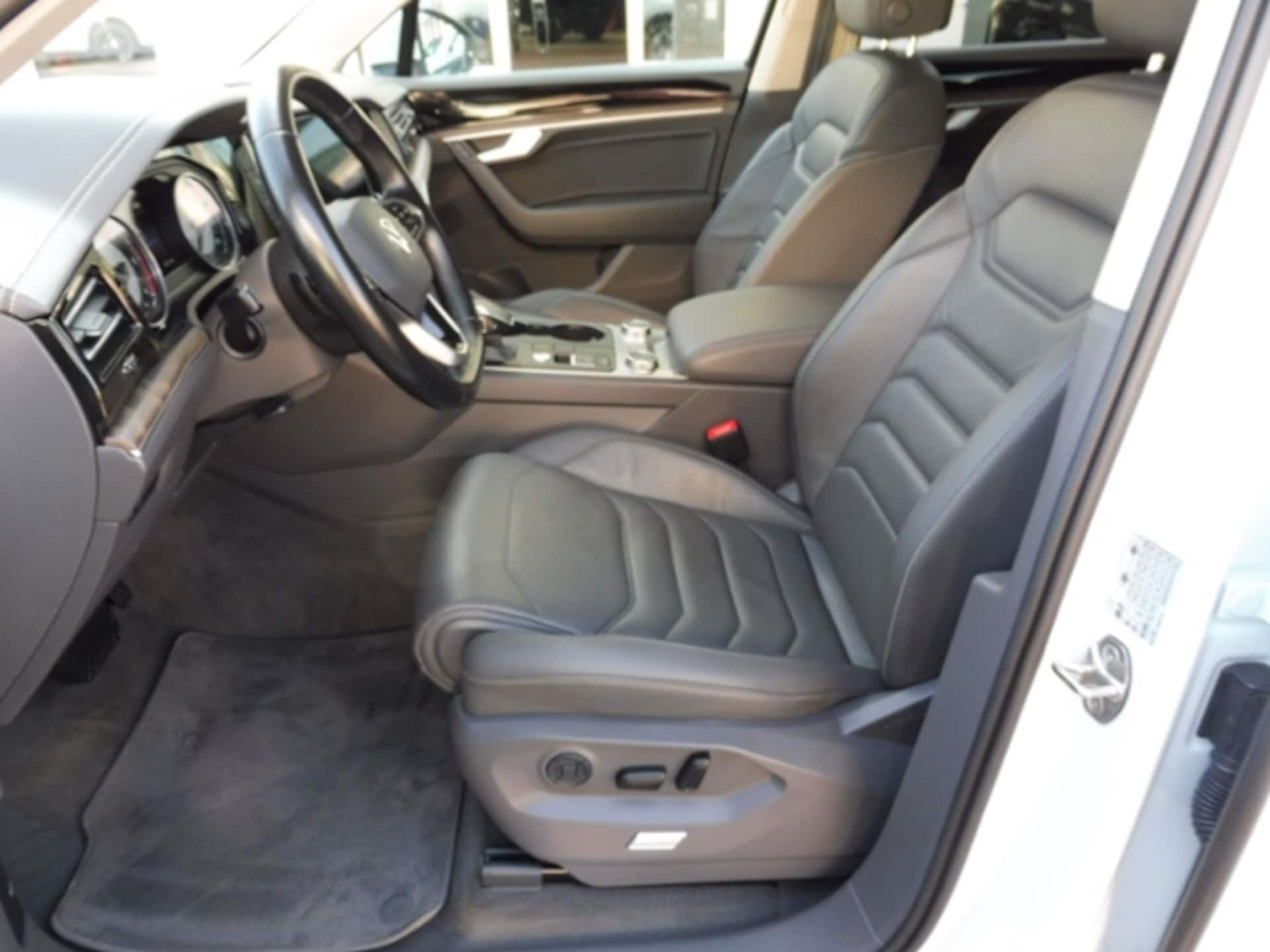 Volkswagen Touareg Atmosphere