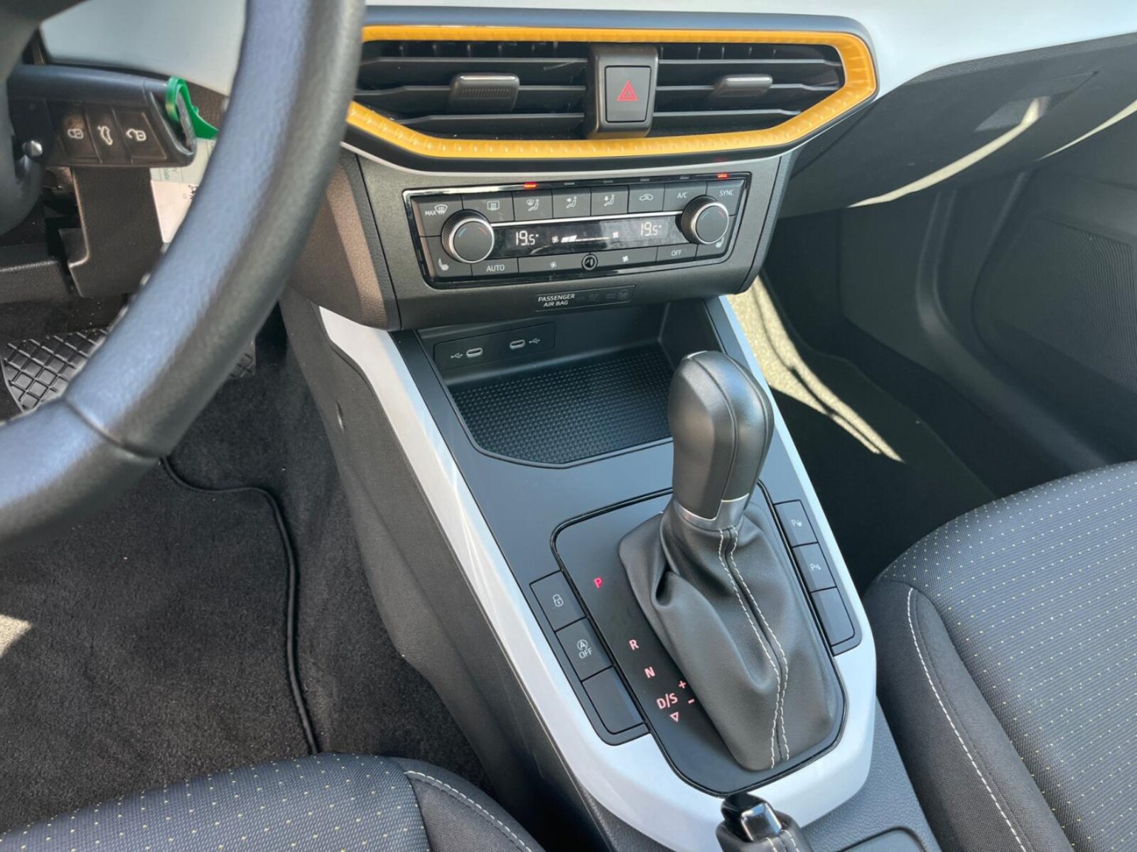 SEAT Arona – Bild 7