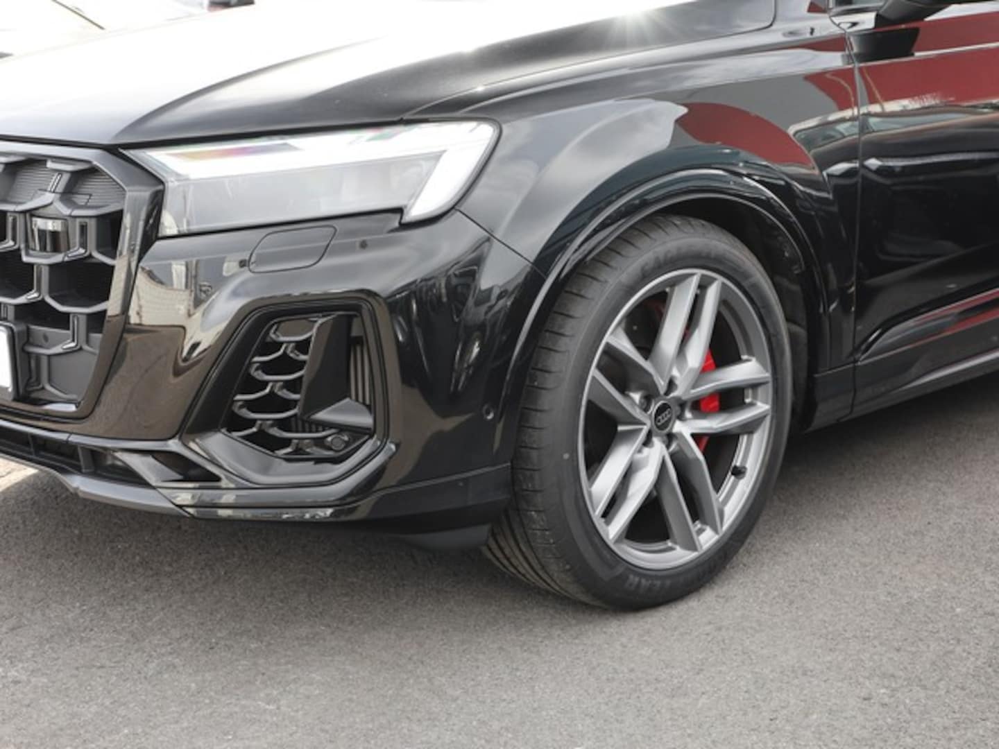 Bild über Audi SQ7 SUV TFSI quattro 373 kW tiptronic - für weitere Informationen kontaktieren Sie den Audi Partner