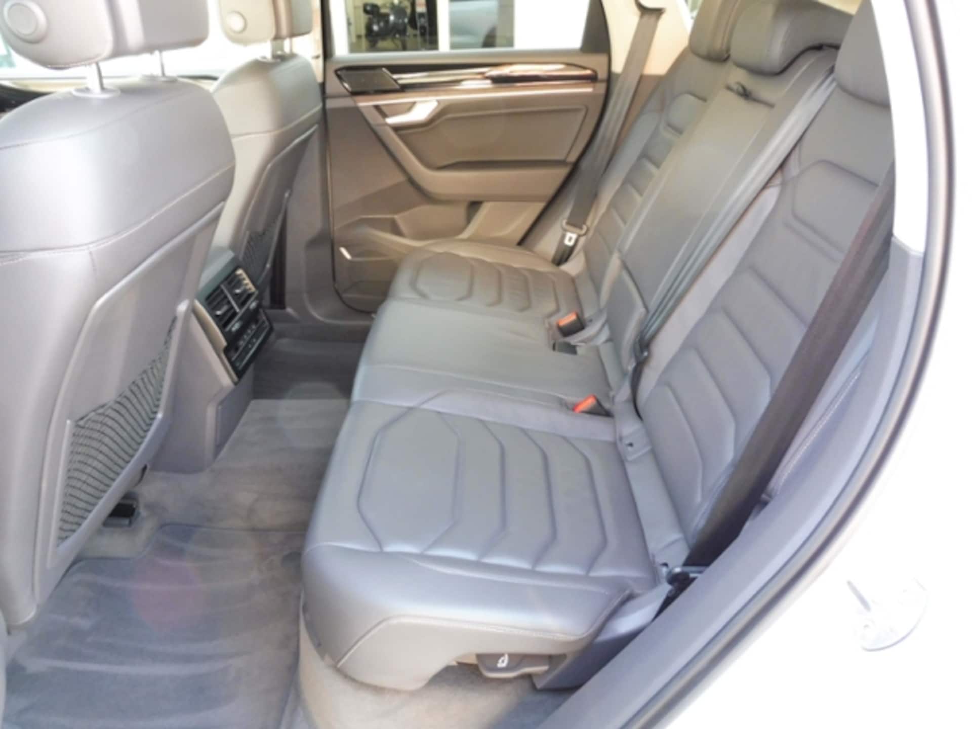 Volkswagen Touareg Atmosphere