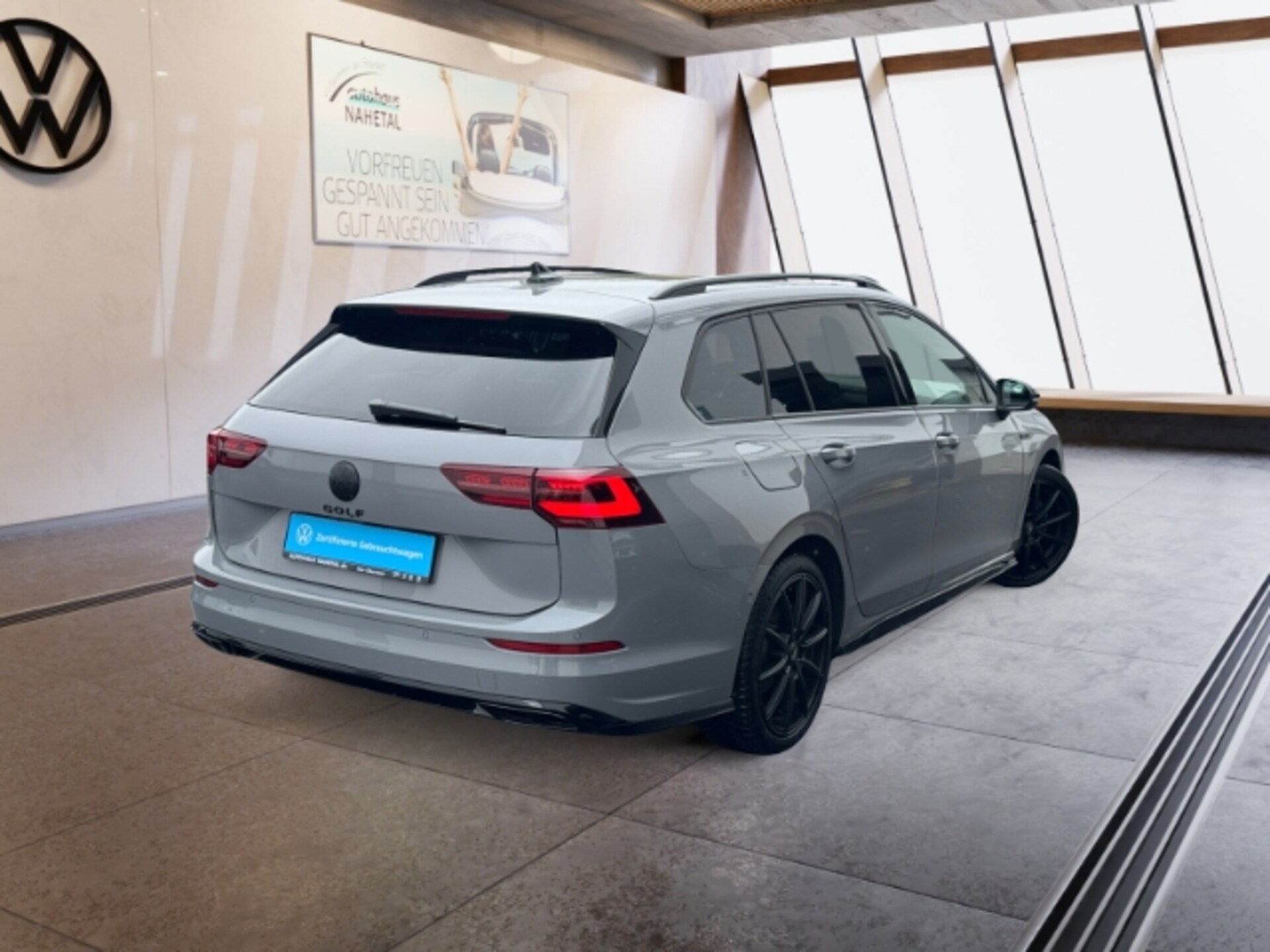 Volkswagen Golf Variant R-Line