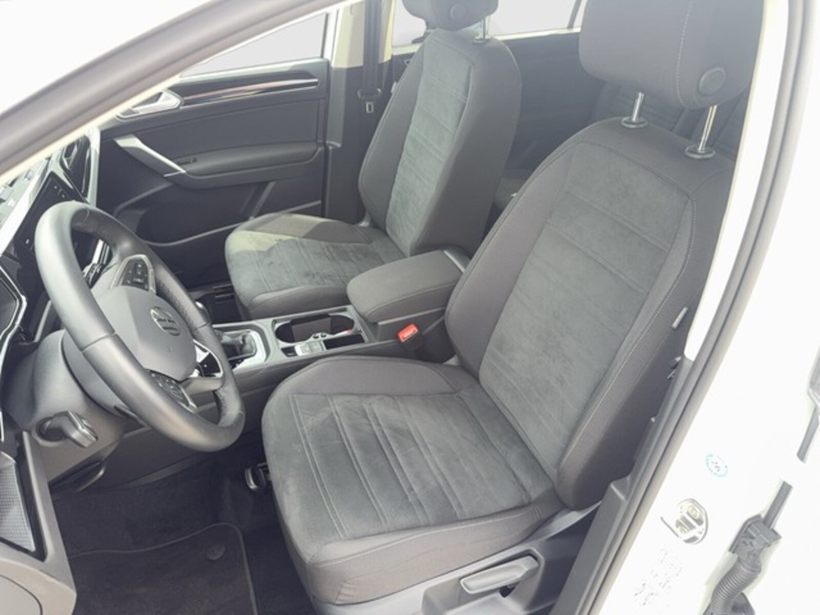 Volkswagen Touran – Bild 8