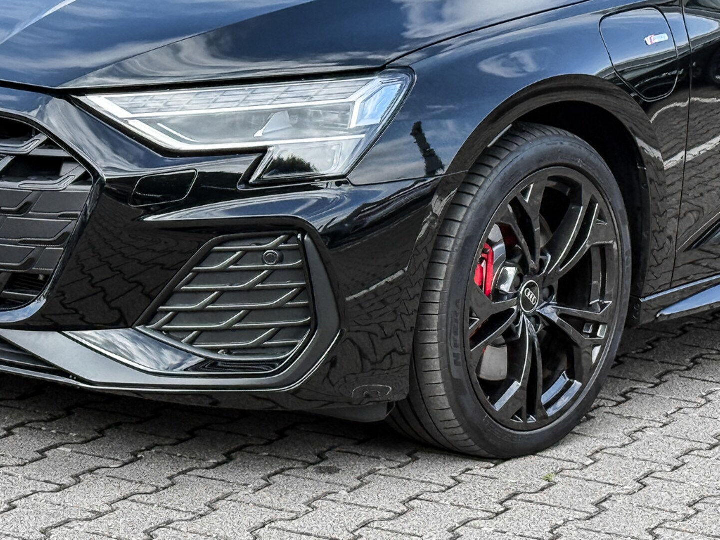 Bild über Audi A3 Sportback TFSI e TFSI e 200 kW S tronic - für weitere Informationen kontaktieren Sie den Audi Partner