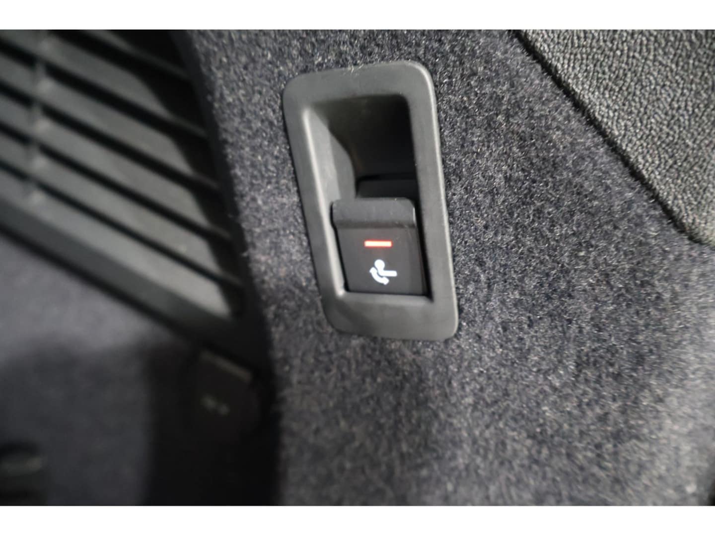 Bild über Audi A5 Avant TDI quattro 150 kW S tronic - für weitere Informationen kontaktieren Sie den Audi Partner
