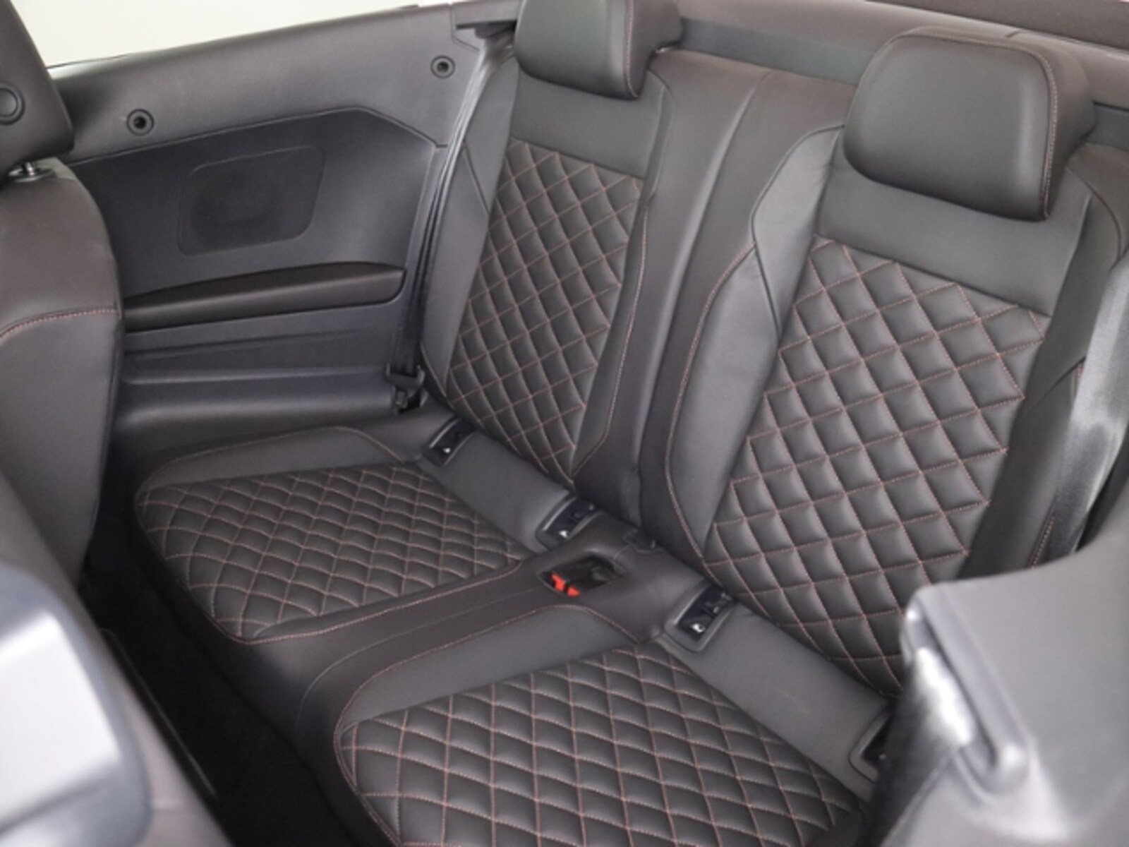 Volkswagen T-Roc Cabriolet – Bild 10