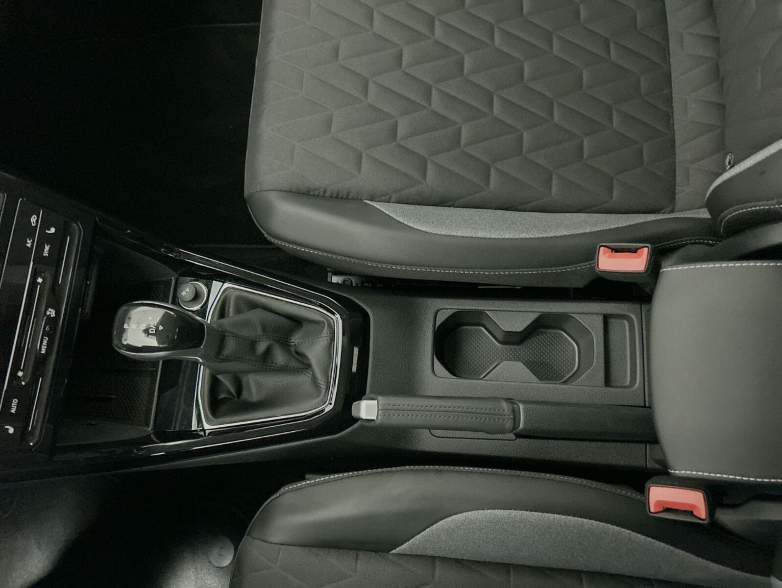 Volkswagen T-Cross – Bild 20