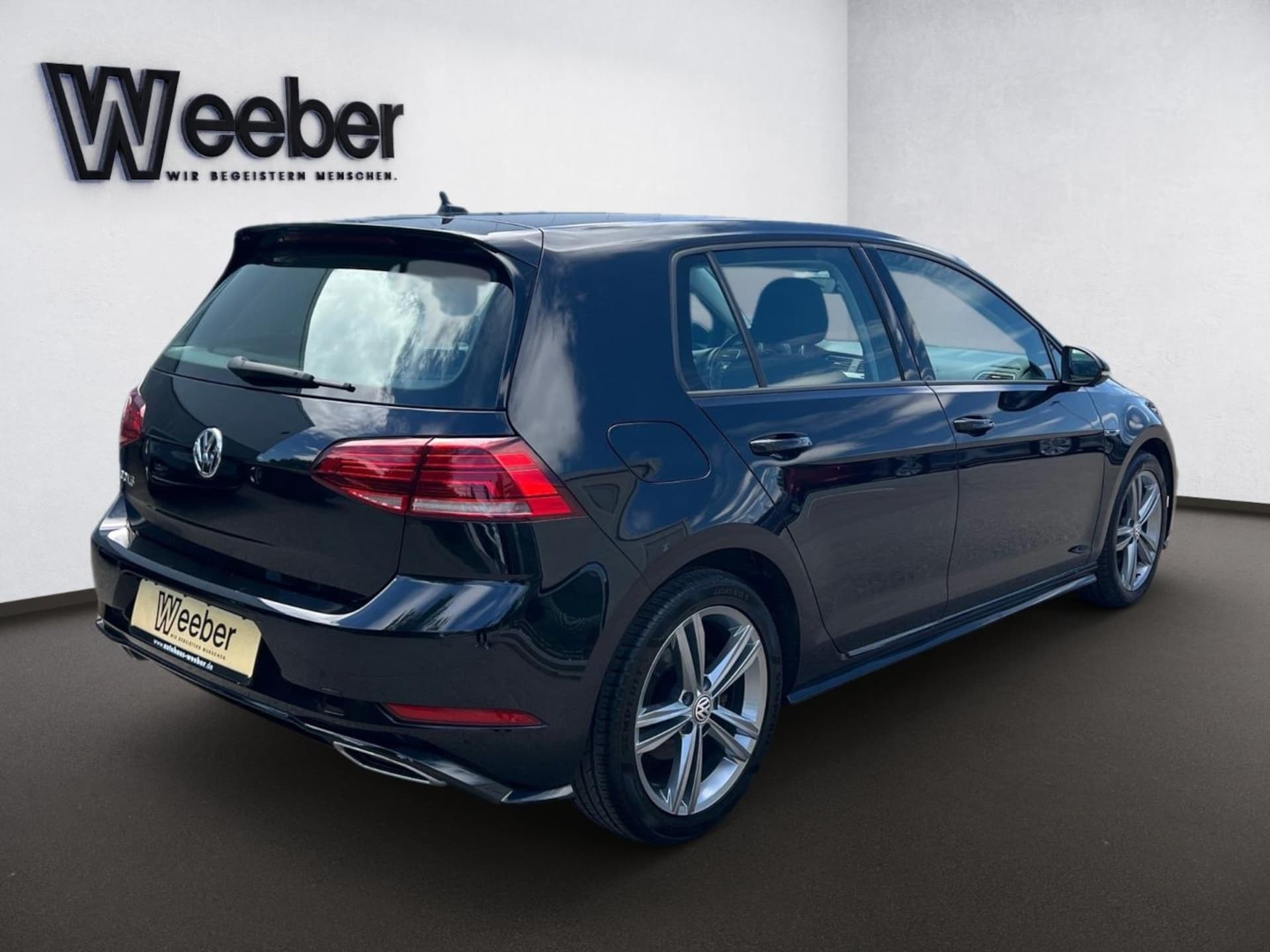 Volkswagen Golf R-Line