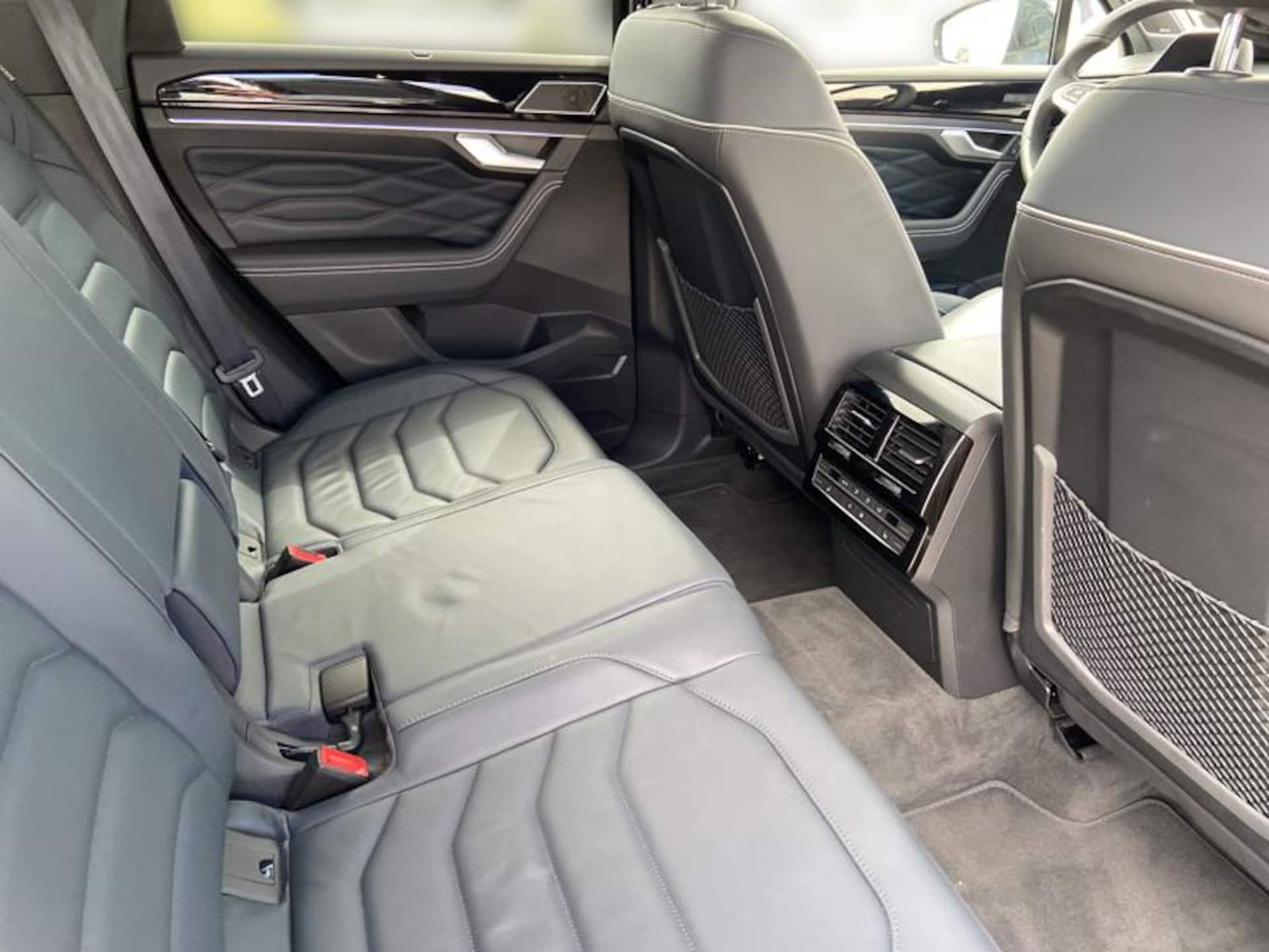 Volkswagen Touareg R-Line