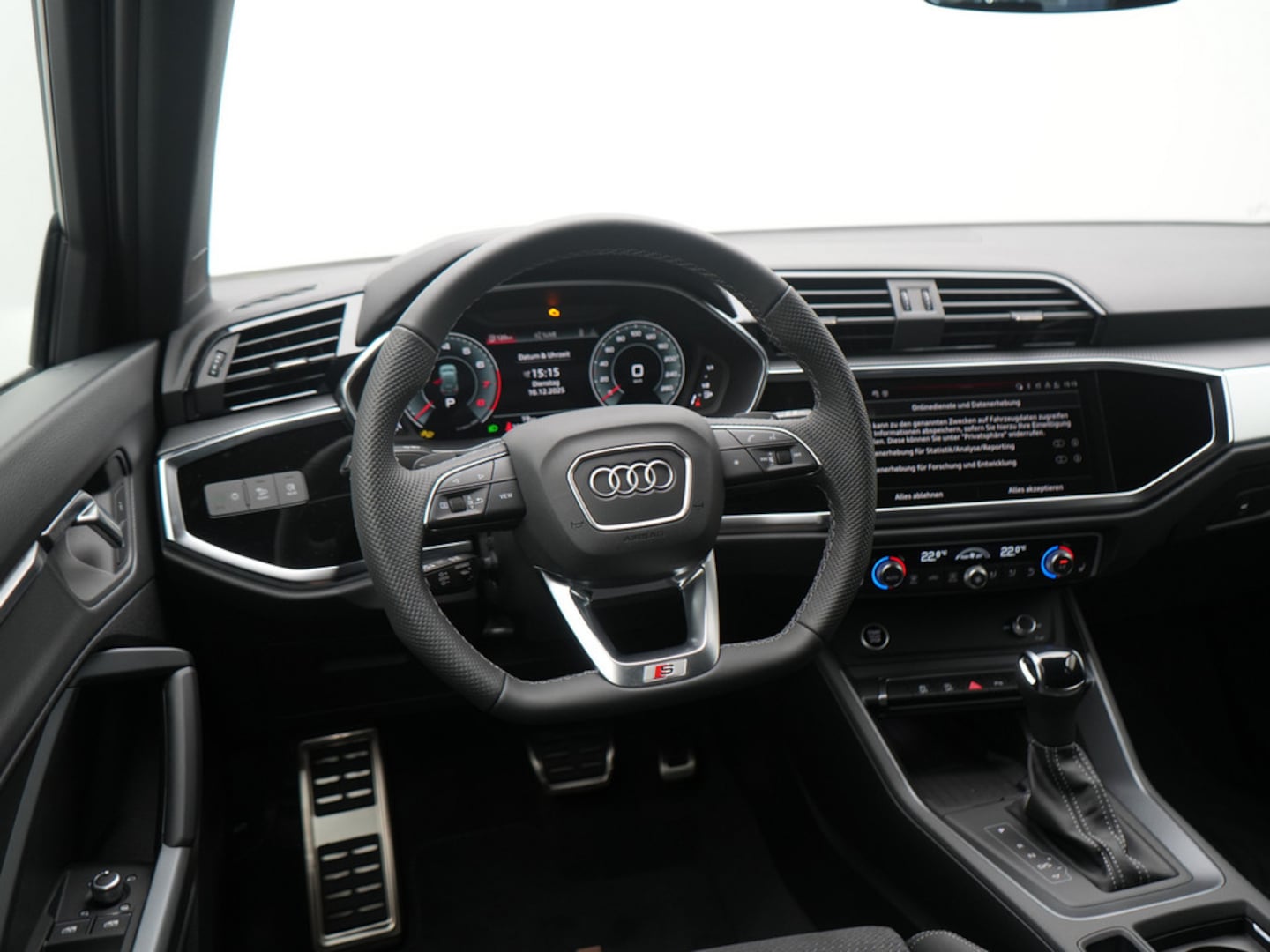 Bild über Audi Q3 TFSI 110 kW S tronic - für weitere Informationen kontaktieren Sie den Audi Partner