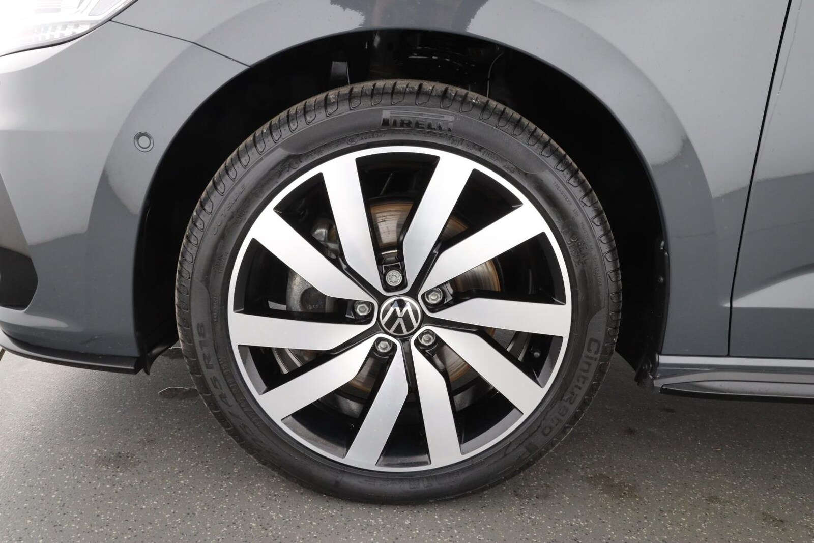 Volkswagen Touran – Bild 8
