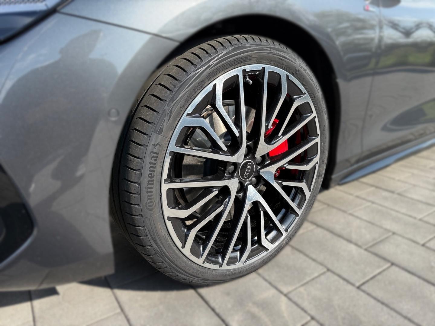 Bild über Audi A6 Avant edition one TDI quattro 220 kW S tronic - für weitere Informationen kontaktieren Sie den Audi Partner