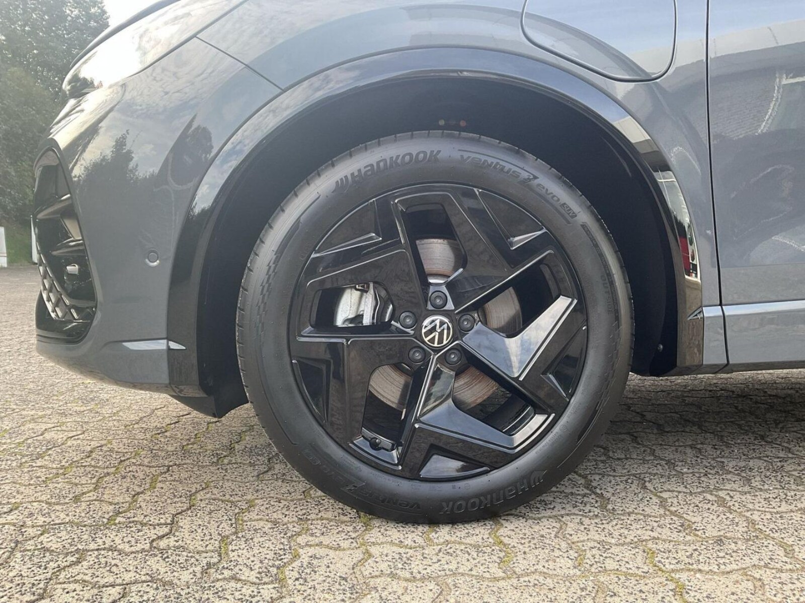 Volkswagen Tiguan – Bild 8