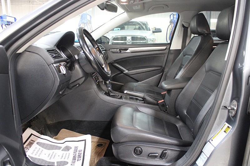 2017 Volkswagen Passat SE - Photo 15