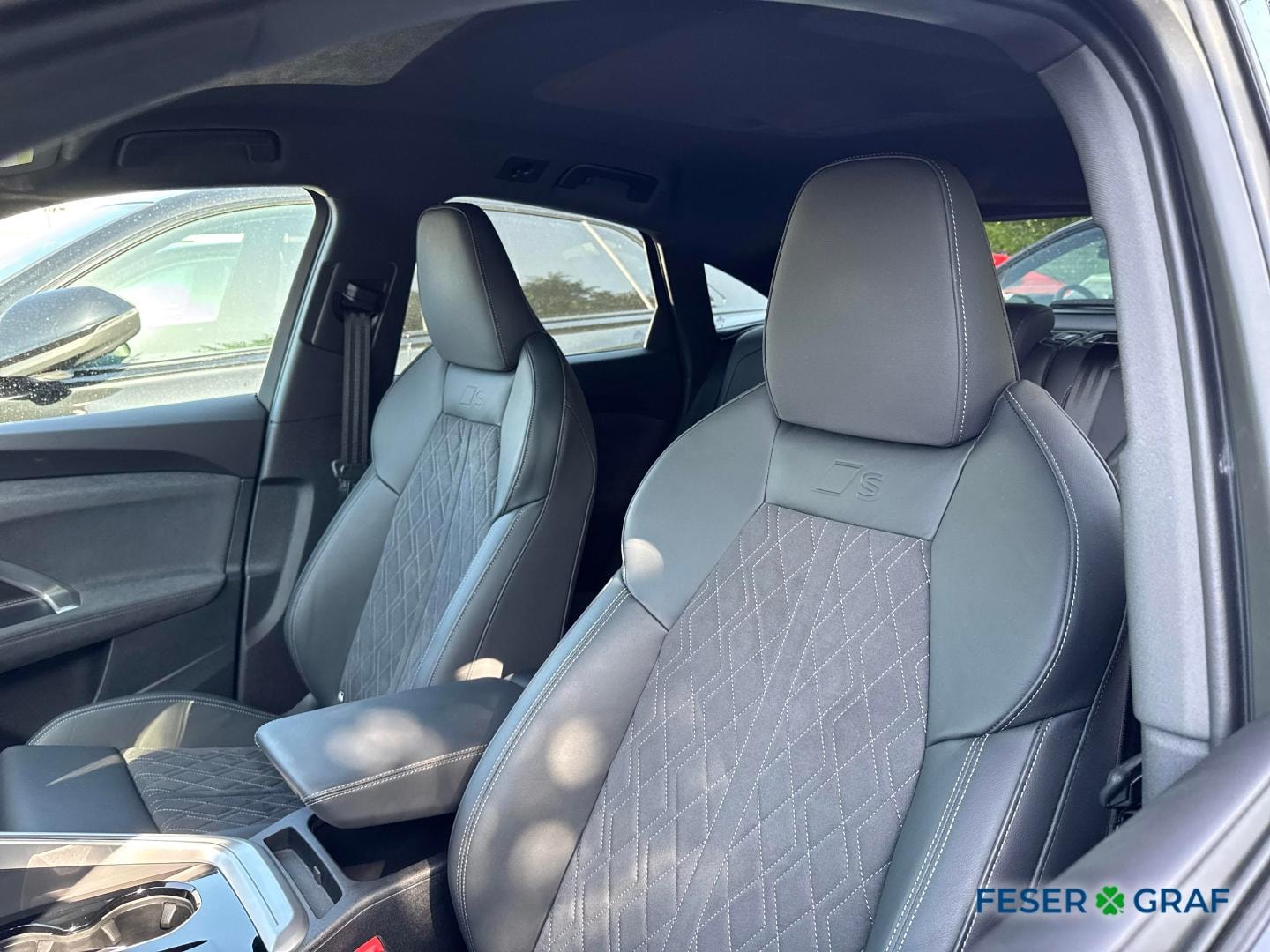 Bild über Audi Q5 Sportback TDI quattro 150 kW S tronic - für weitere Informationen kontaktieren Sie den Audi Partner