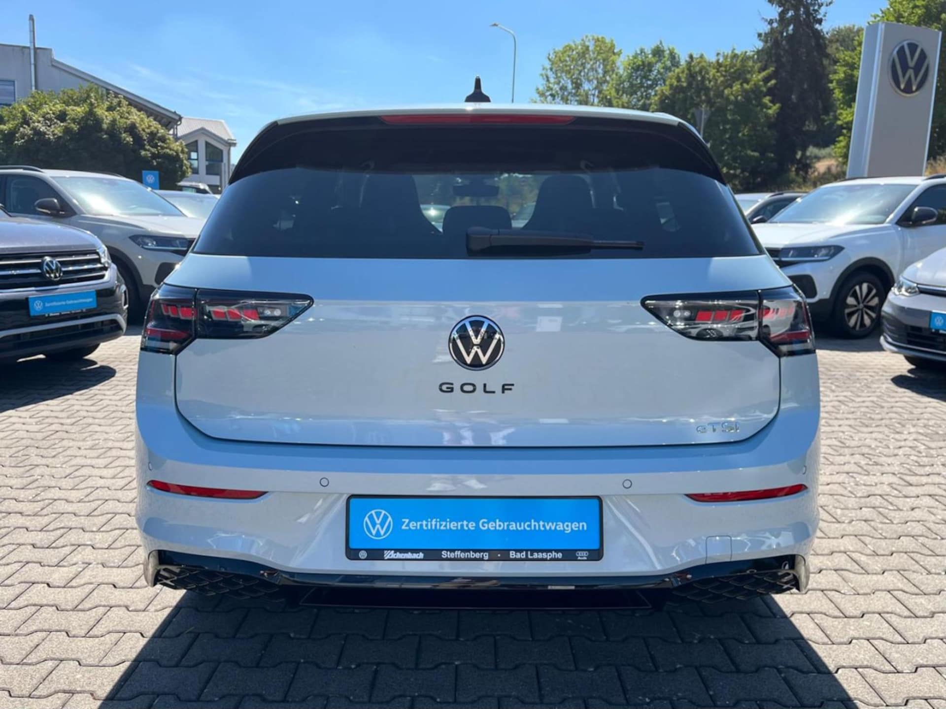 Volkswagen Golf R-Line