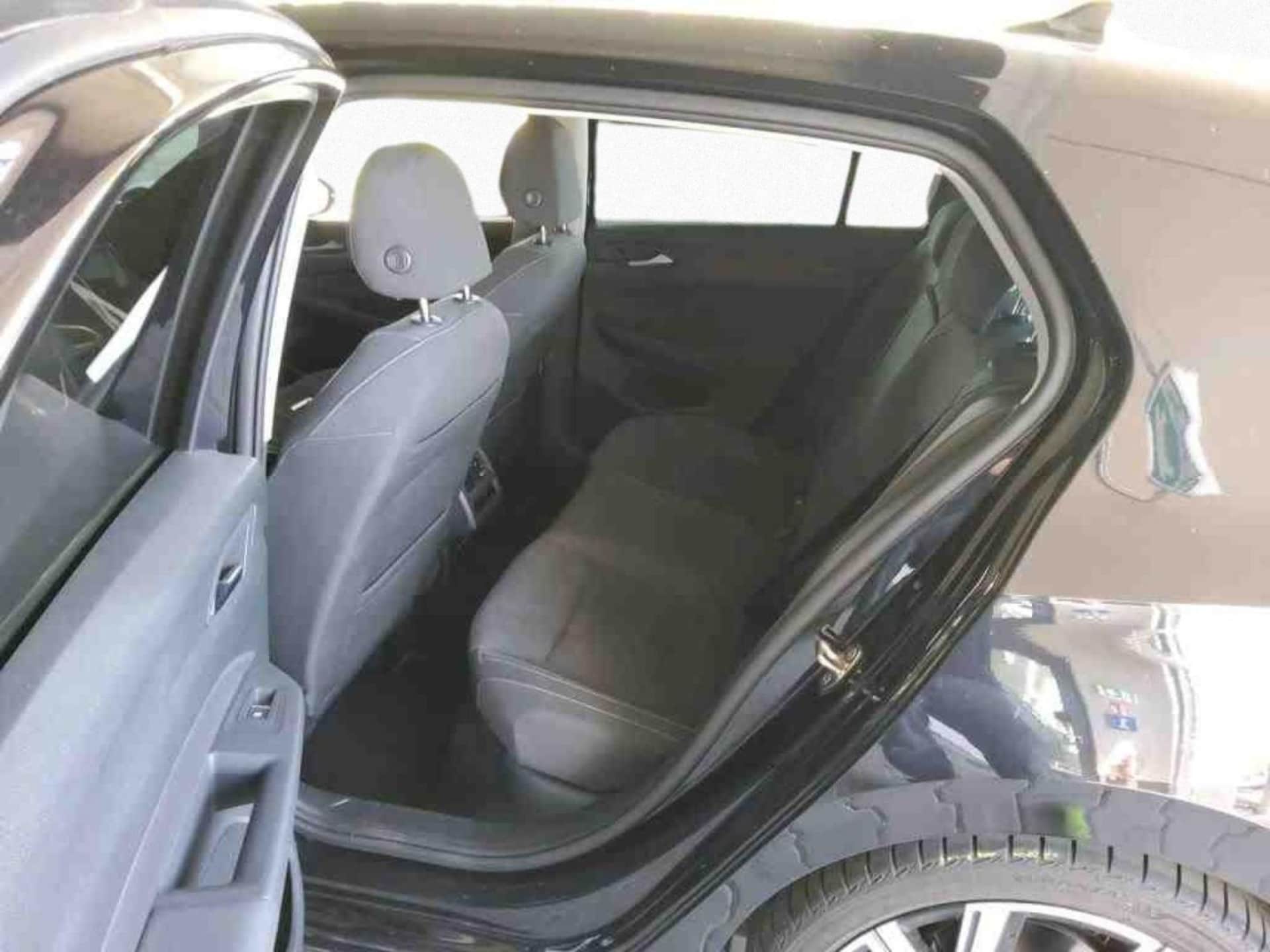Volkswagen Golf Style