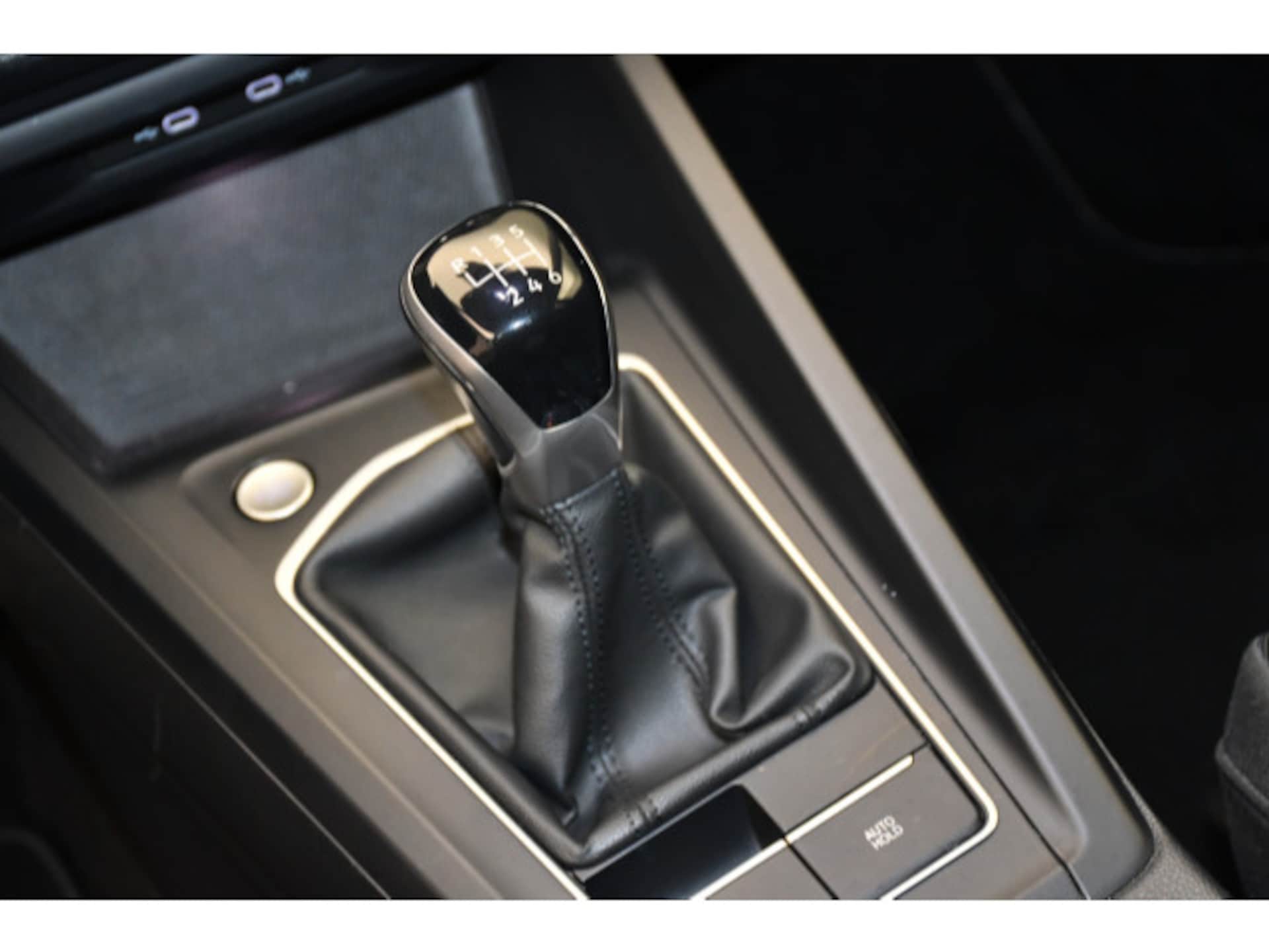 Volkswagen Golf United