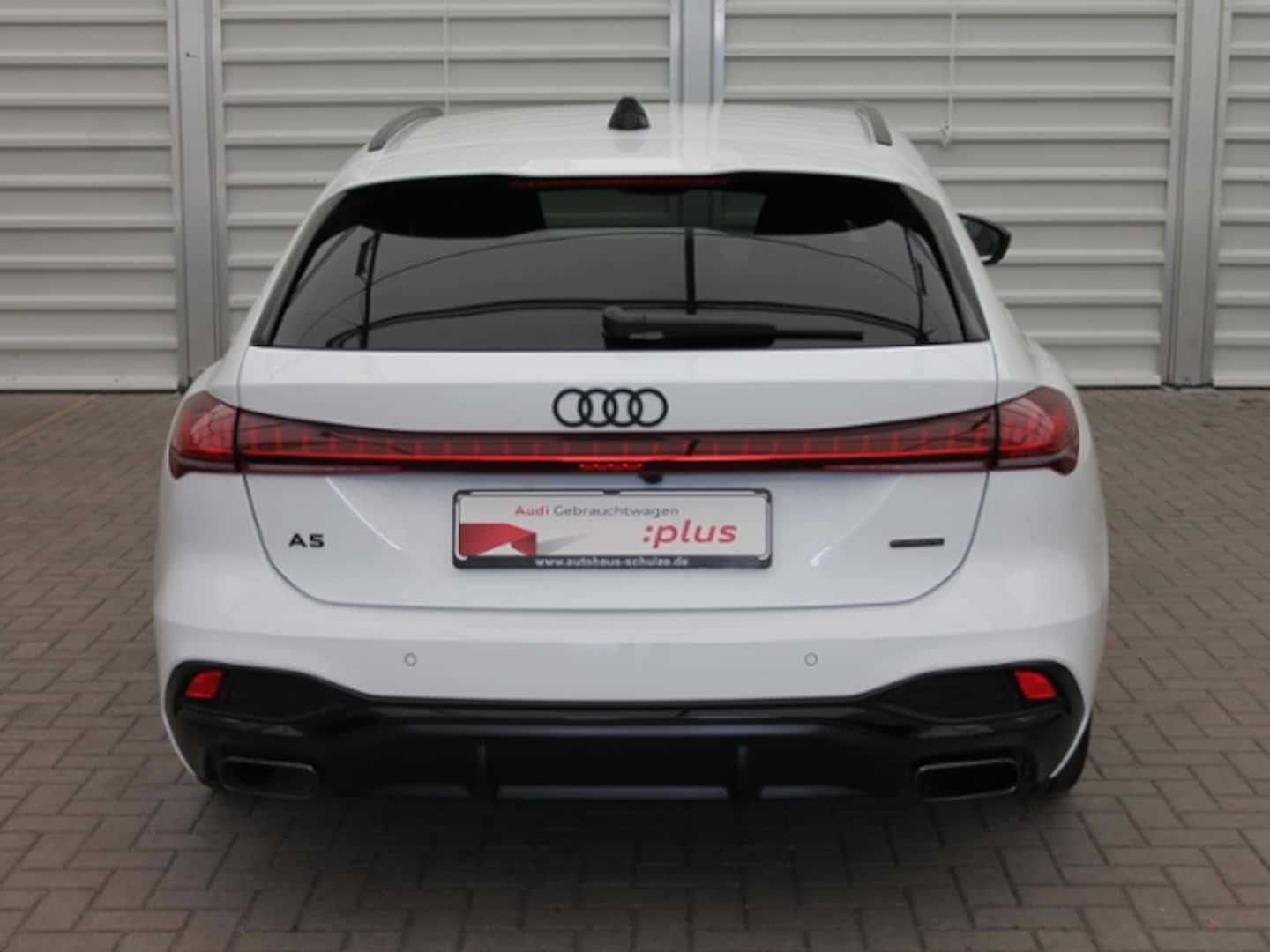 Bild über Audi A5 Avant e-hybrid e-hybrid quattro 270 kW S tronic - für weitere Informationen kontaktieren Sie den Audi Partner