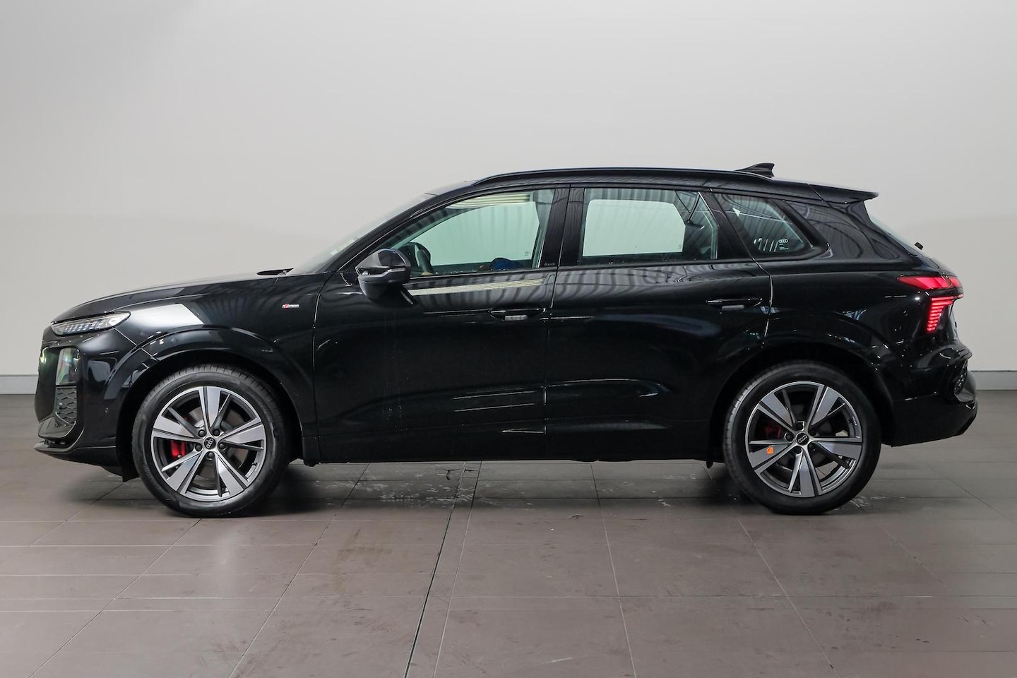 Image about Audi Q3 SUV TFSI quattro 150 kW launch edition