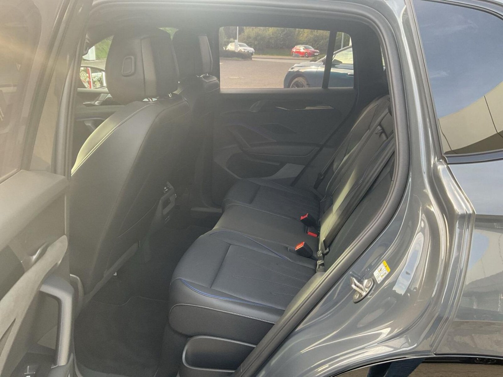 Volkswagen Tiguan – Bild 10