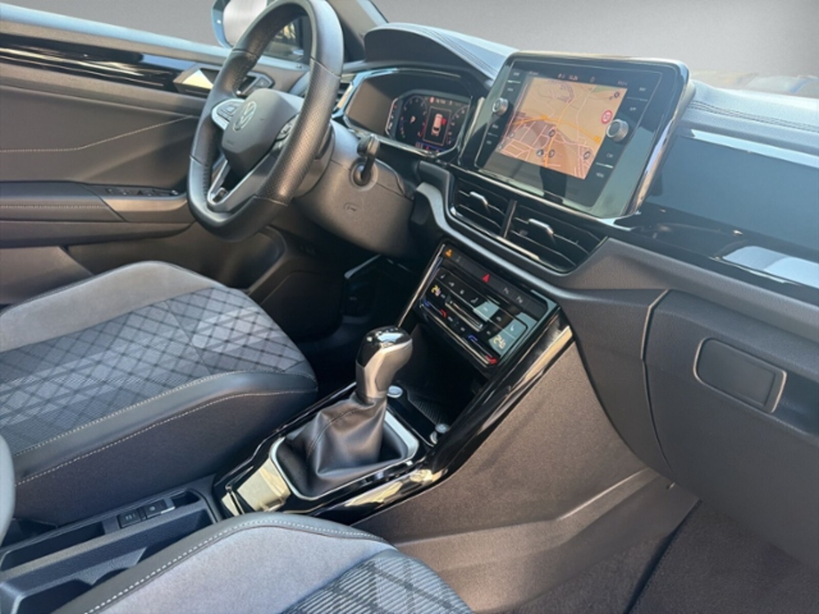 Volkswagen T-Roc – Bild 15