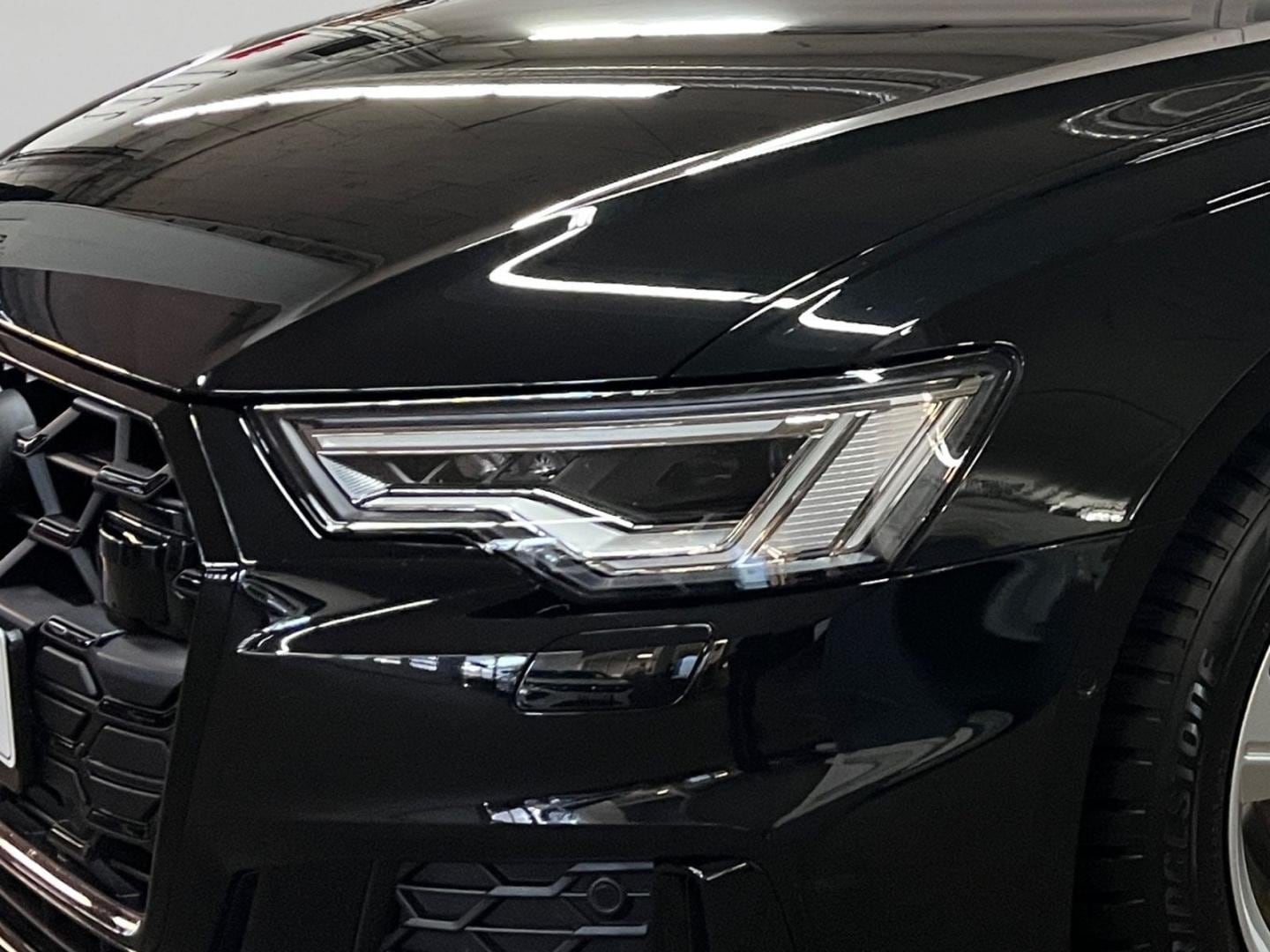 Bild über Audi A6 Avant TFSI e S line 55 TFSI e quattro S tronic - für weitere Informationen kontaktieren Sie den Audi Partner