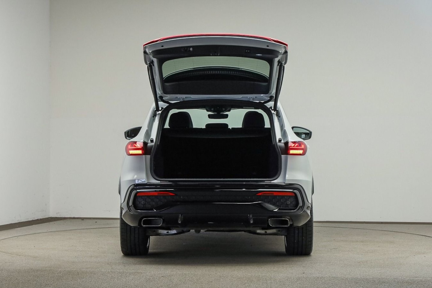 Bild über Audi Q5 SUV TFSI 150 kW S tronic - für weitere Informationen kontaktieren Sie den Audi Partner