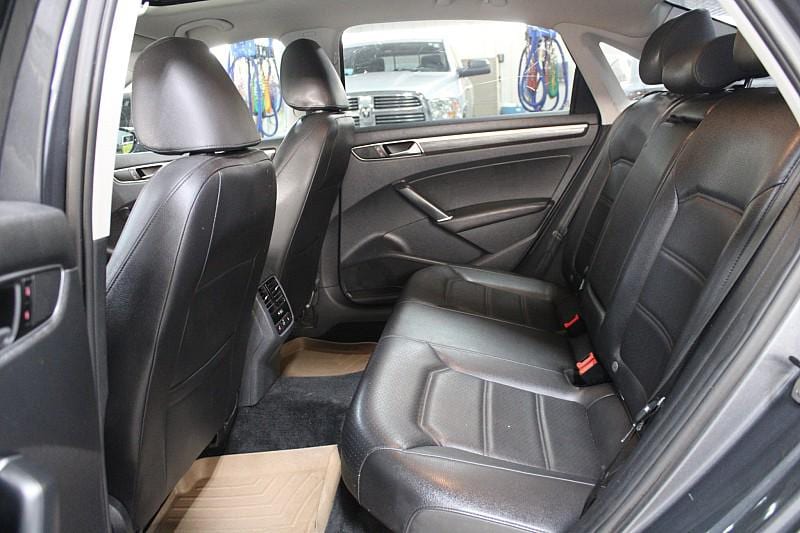 2017 Volkswagen Passat SE - Photo 17