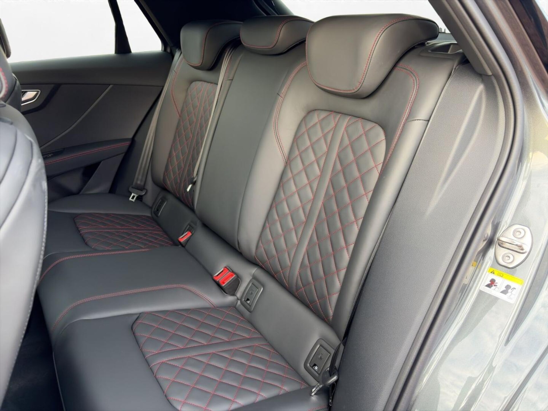Audi Q2 S line