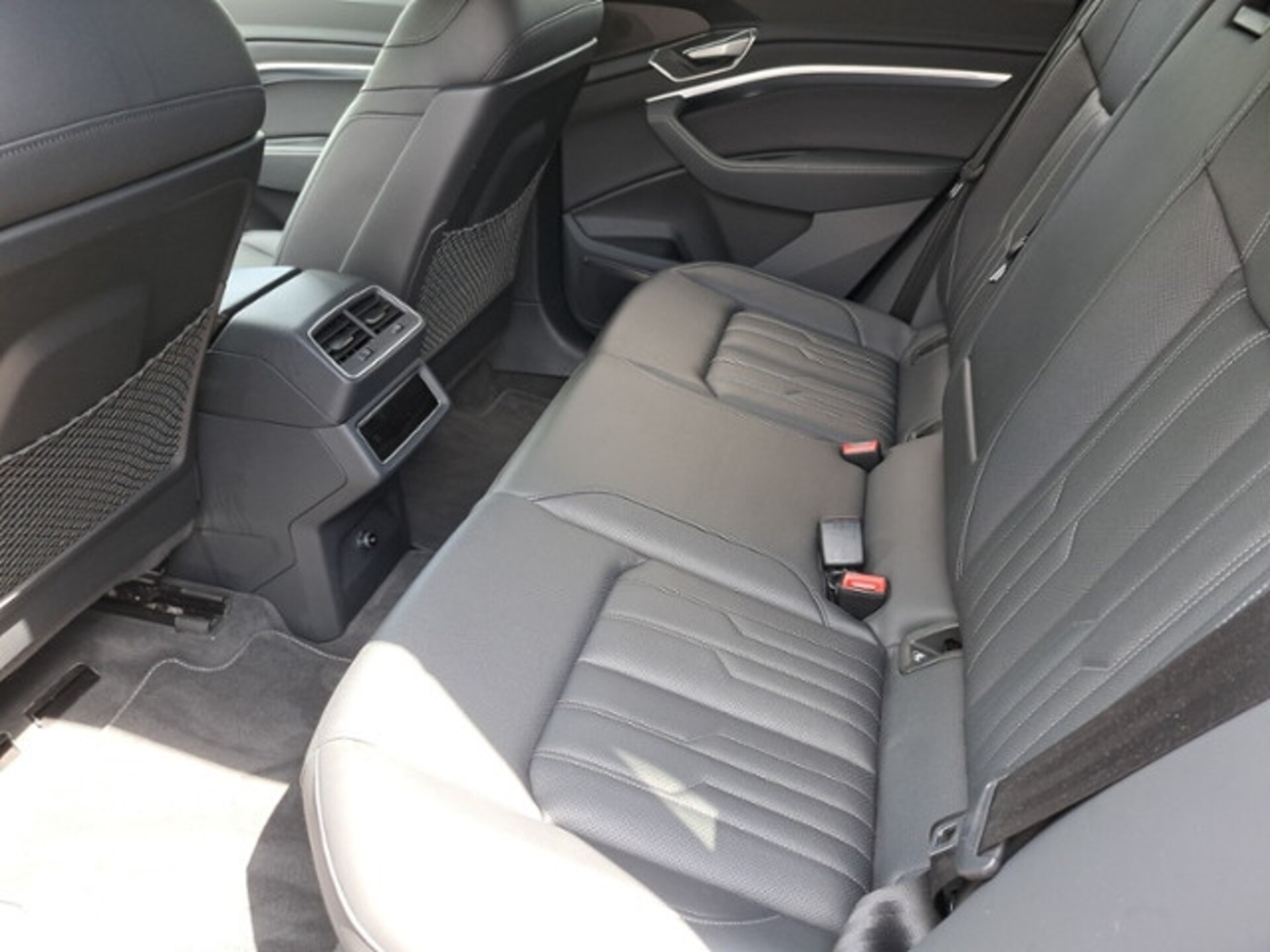 Audi Q8 e-tron S line