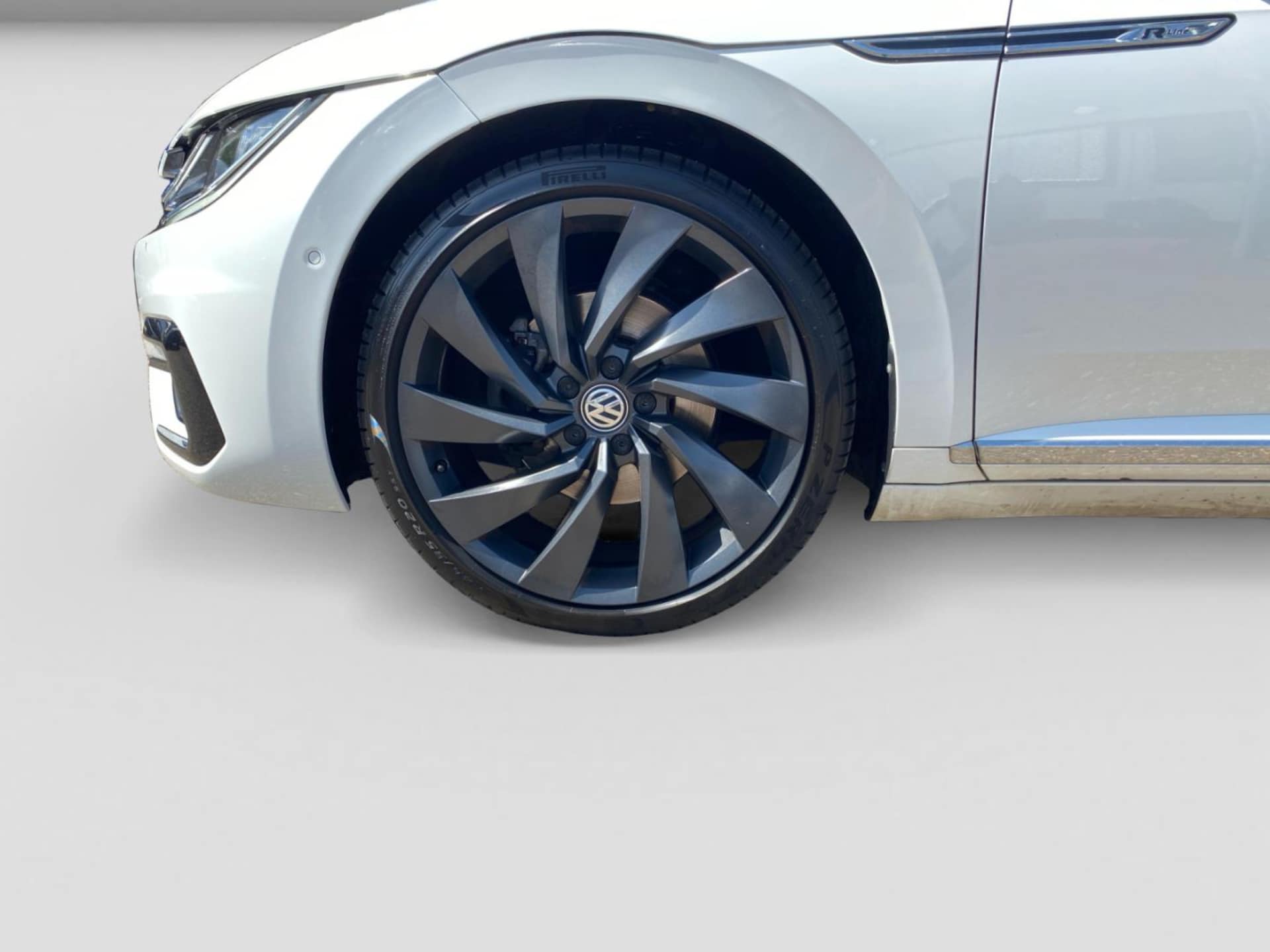 Volkswagen Arteon R-Line
