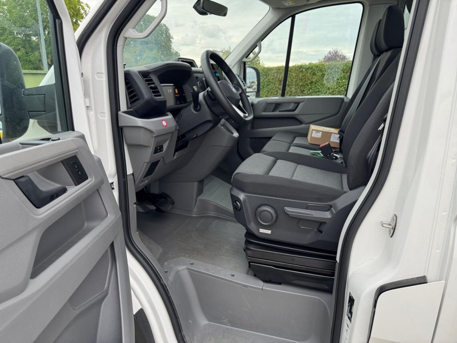 Volkswagen Crafter Einzelkabine langer Radstand – Bild 6