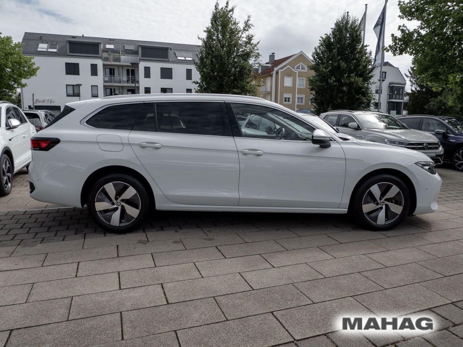 Volkswagen Passat – Bild 4