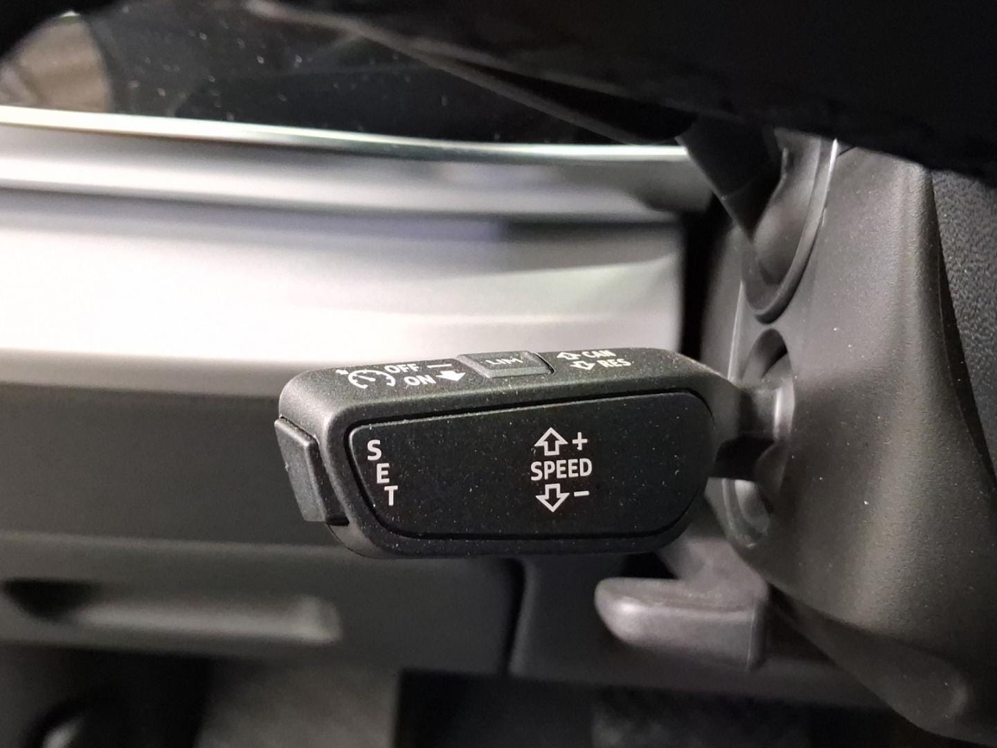 Bild über Audi Q8 55 TFSI quattro tiptronic - für weitere Informationen kontaktieren Sie den Audi Partner