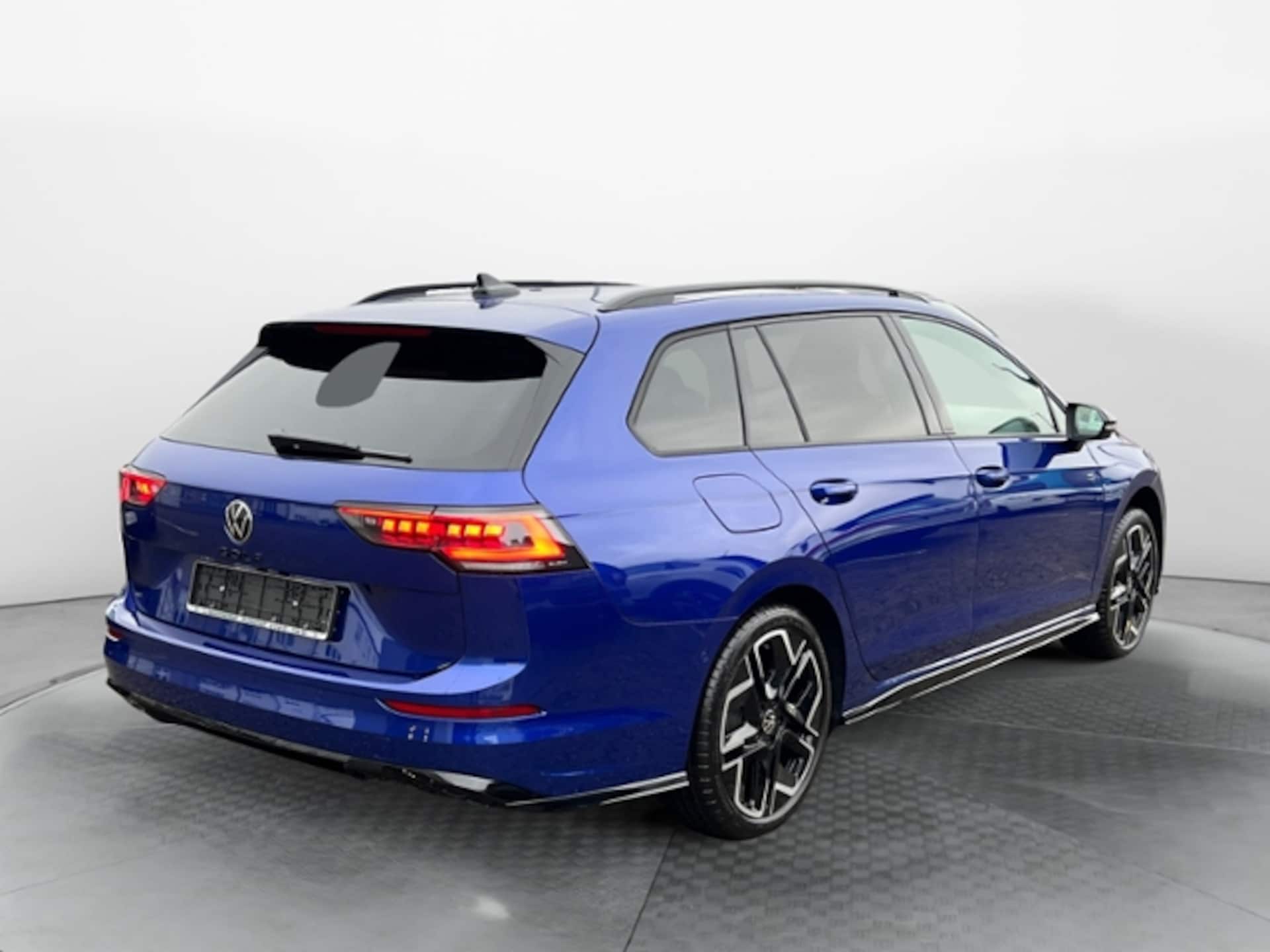 Volkswagen Golf Variant R-Line